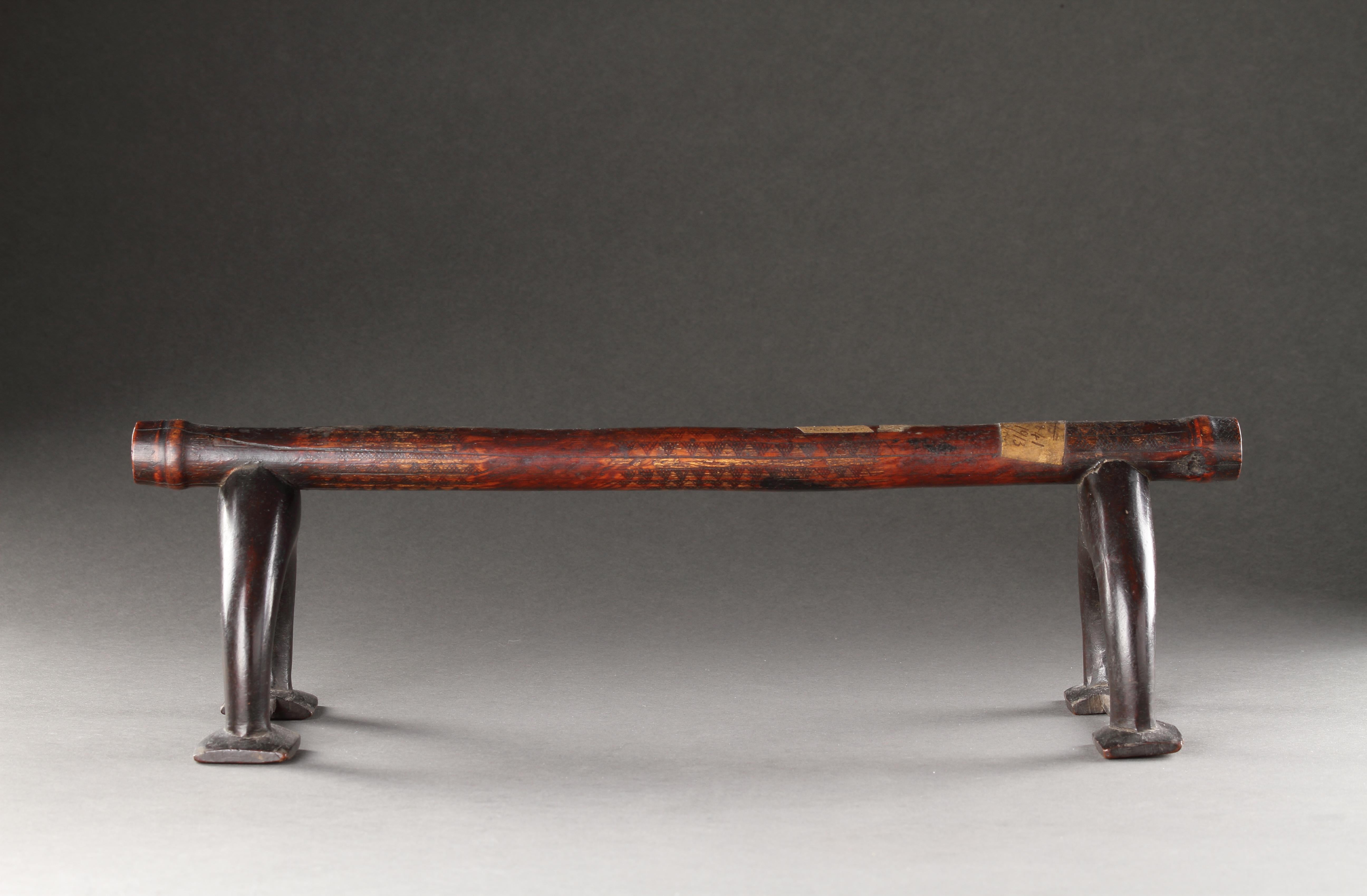 19th Century A Very Fine and Rare Headrest ‘Kali’ or ‘Kalimasi’ / ‘Kali Toloni’ For Sale