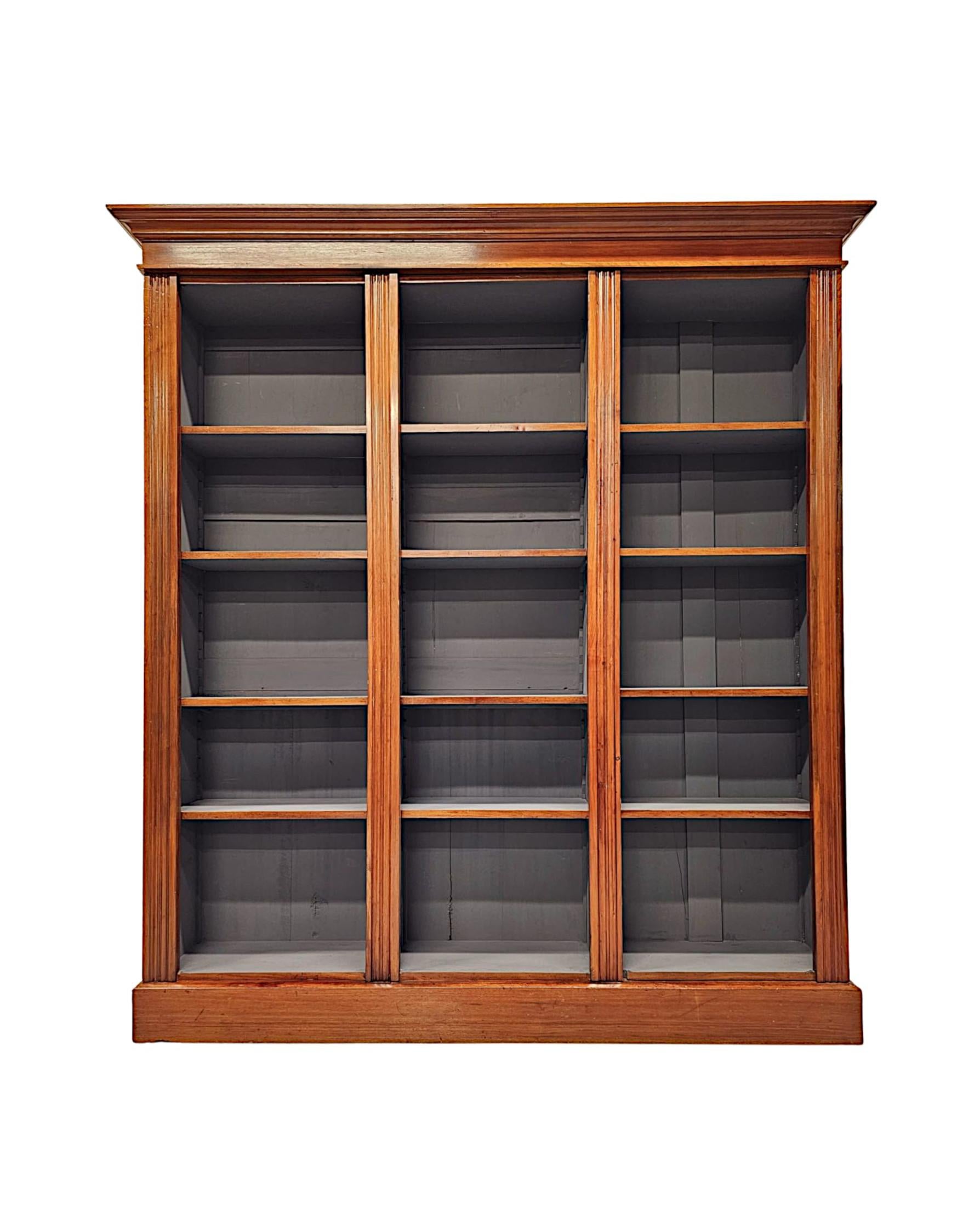 A Very Fine and Unusual Large 19th Century Open Bookcase In Good Condition For Sale In Dublin, IE