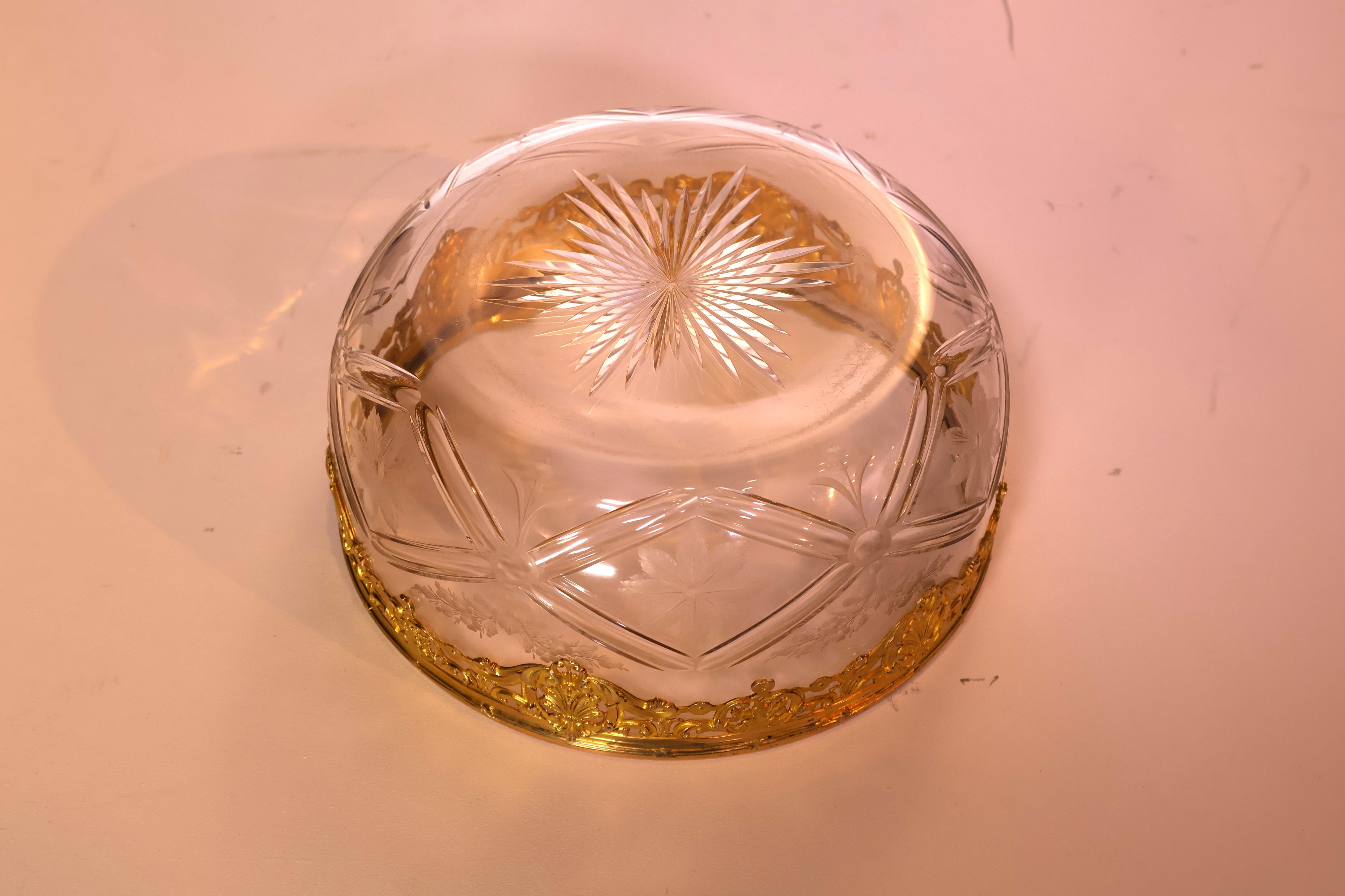  A Very Fine Crystal Centerpiece, cut and wheel engraved.  For Sale 2
