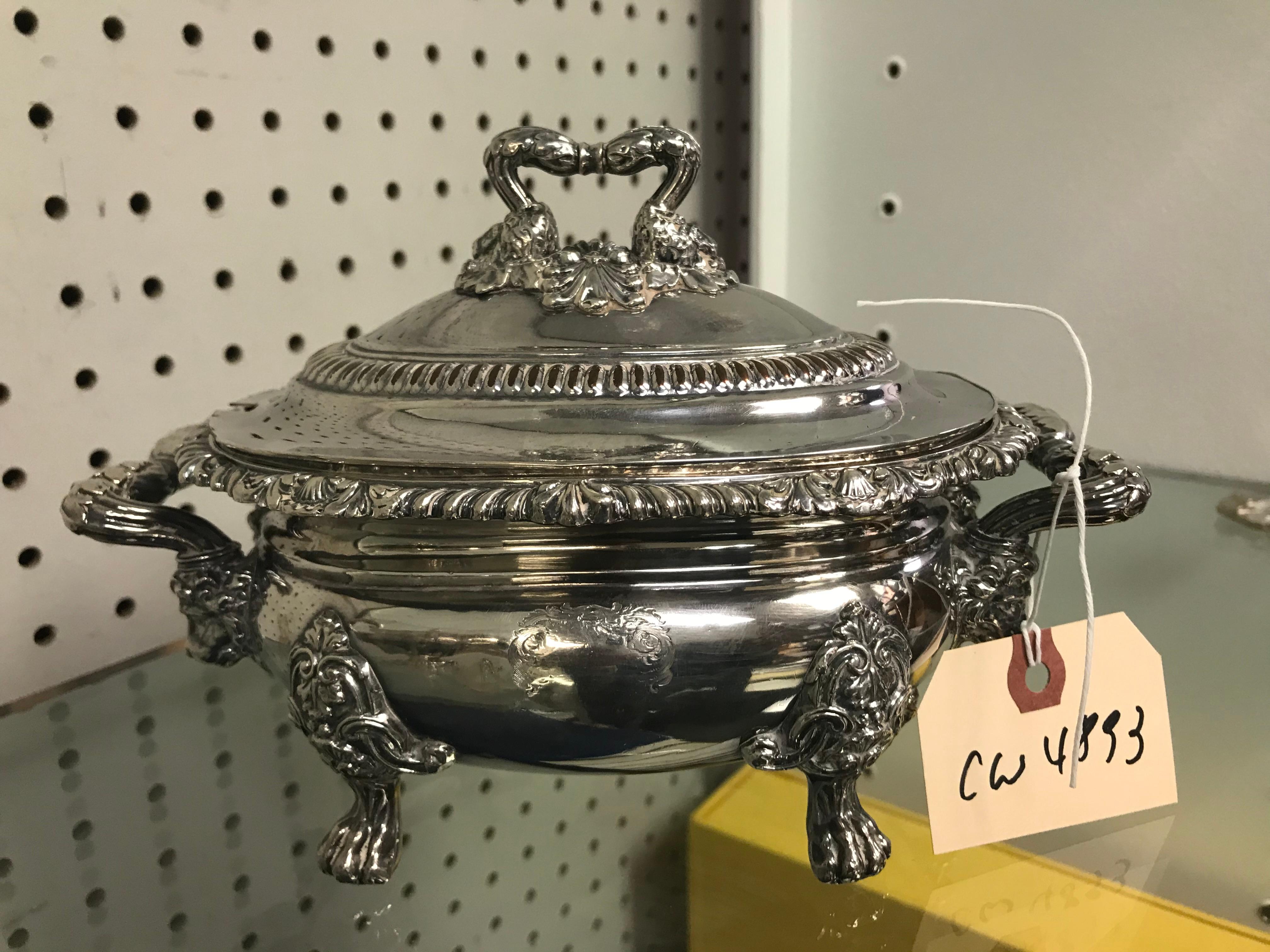 Very Fine & Decorative Silver Plate Covered Sauce Dish For Sale 6