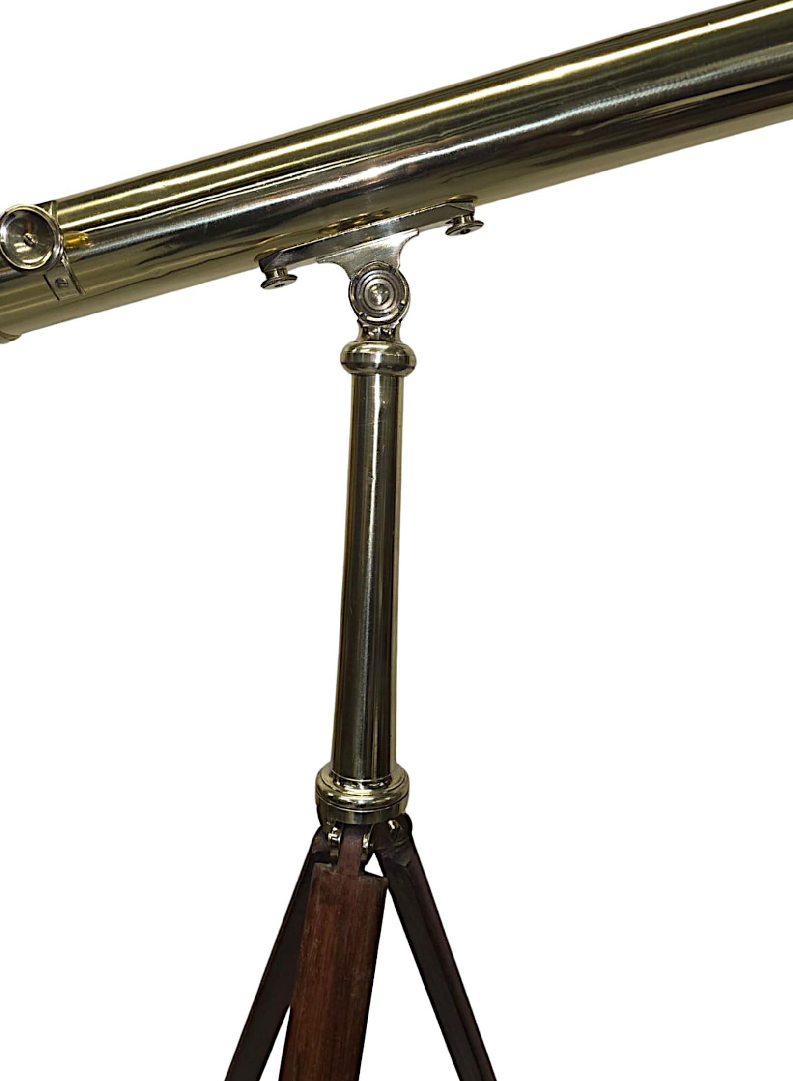 Laiton A Very Fine Early 19th Century Brass Telescope By W. & T. Gilbert, London en vente