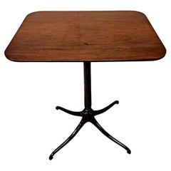 Antique A Very Fine Early 19th Century Side or Lamp Flip Top Table after Gillows