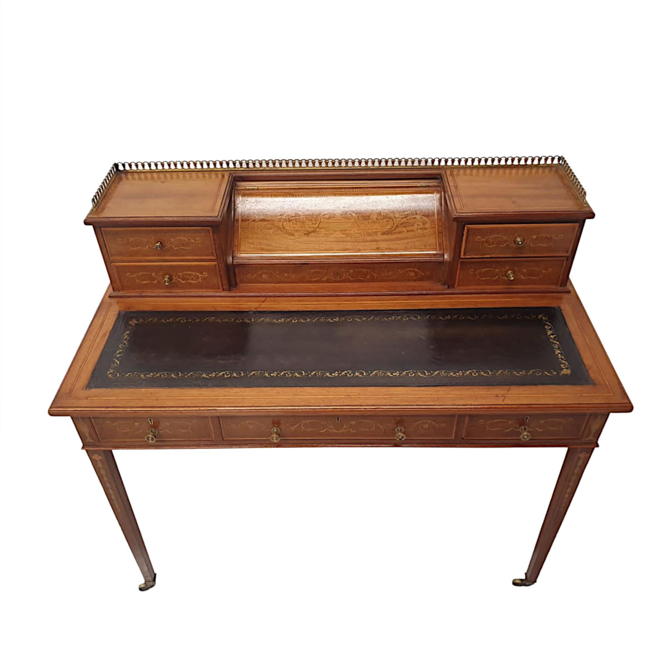 Very Fine Edwardian Desk Attributed to Edward and Roberts In Good Condition For Sale In Dublin, IE