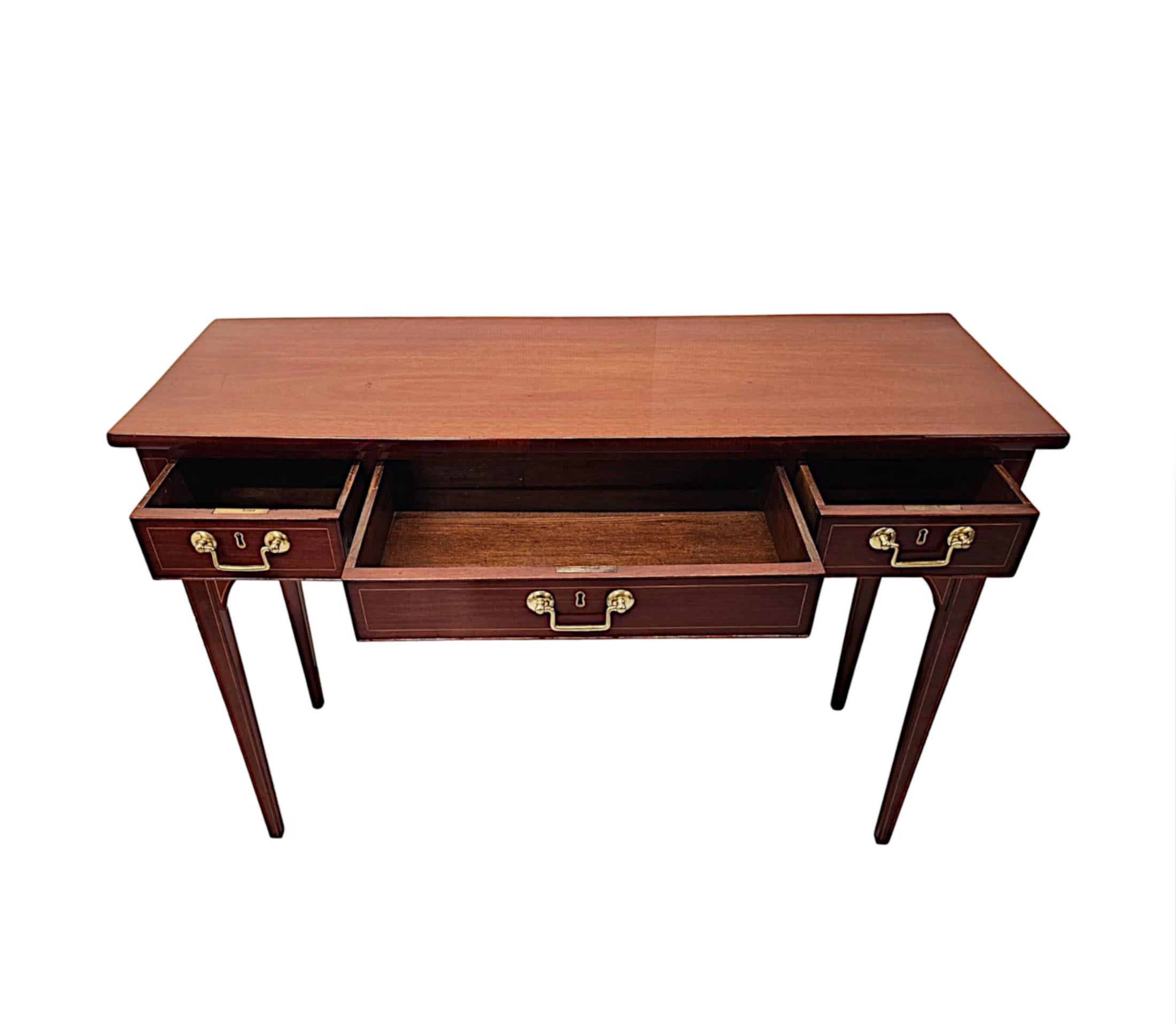 A Very Fine Edwardian Inlaid Console Table In Good Condition For Sale In Dublin, IE