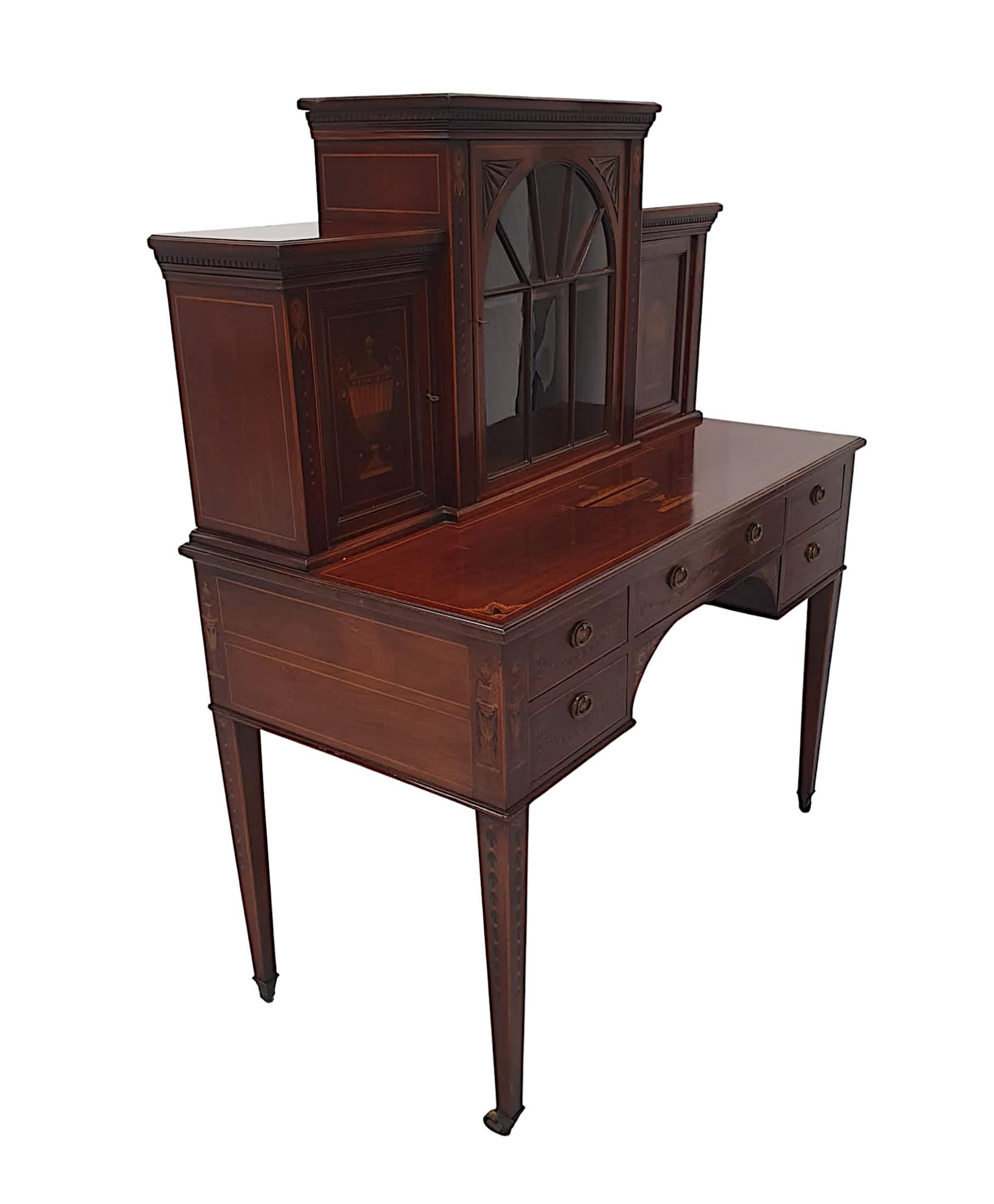 Anglais Très belle table ou meuble de rangement en marqueterie édouardienne par Shoolbred of London en vente