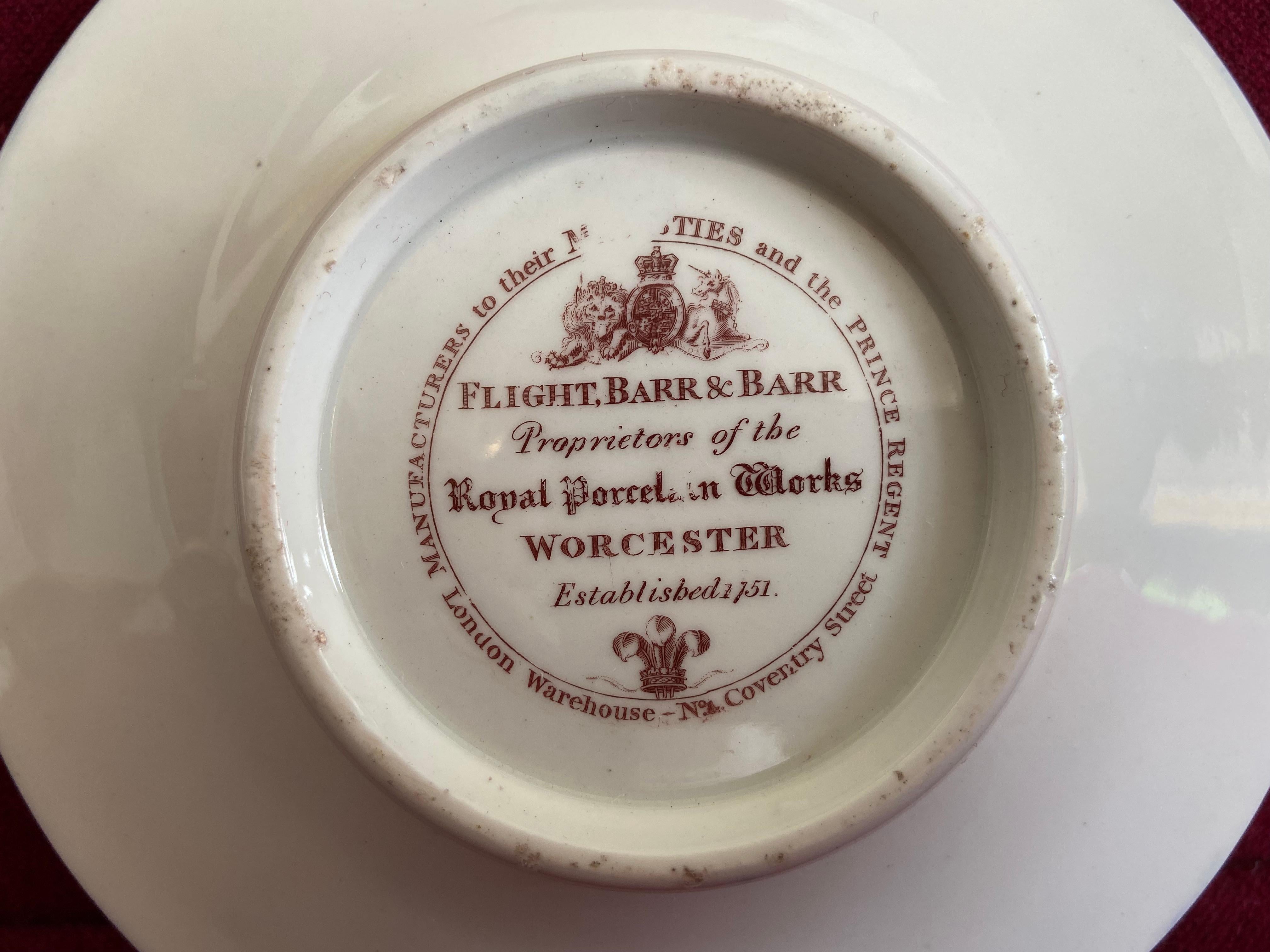XIXe siècle Très belle tasse à thé et soucoupe en porcelaine Flight Barr and Barr Worcester, vers 1815 en vente