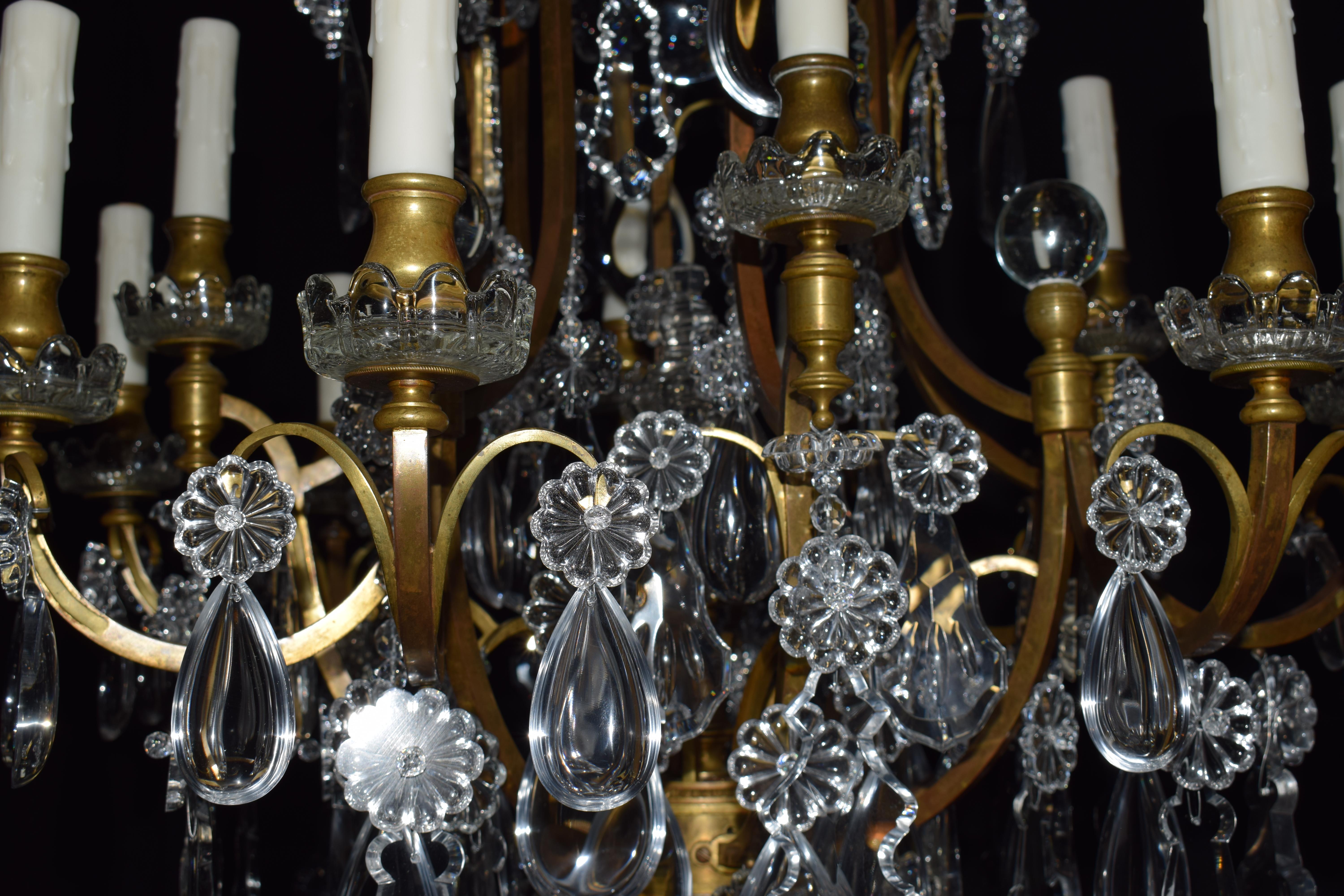 Very Fine Gilt Bronze and Crystal Chandelier Louis XV Style 