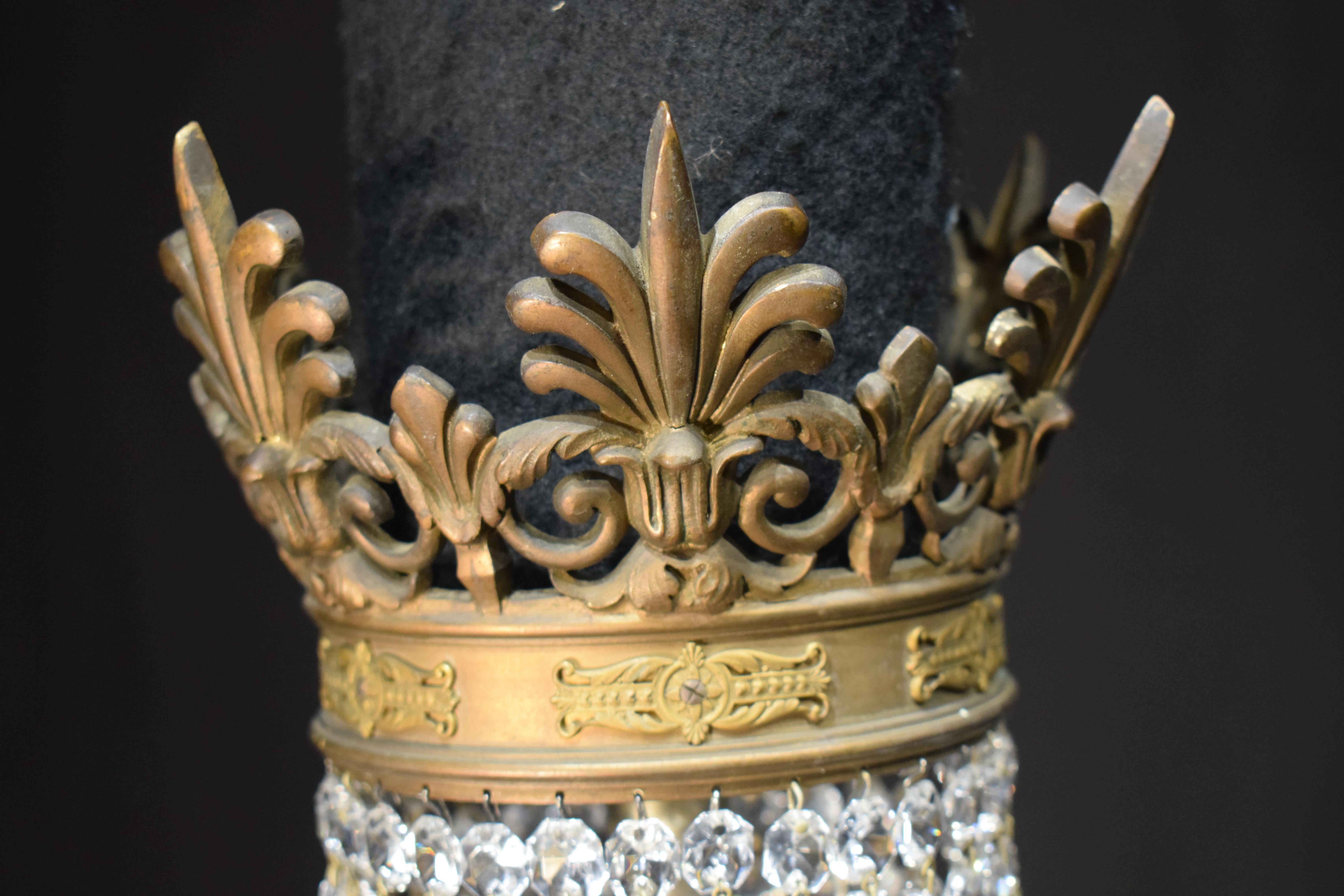 Très beau lustre « Coffret » en bronze doré et cristal de Baccarat en vente 3