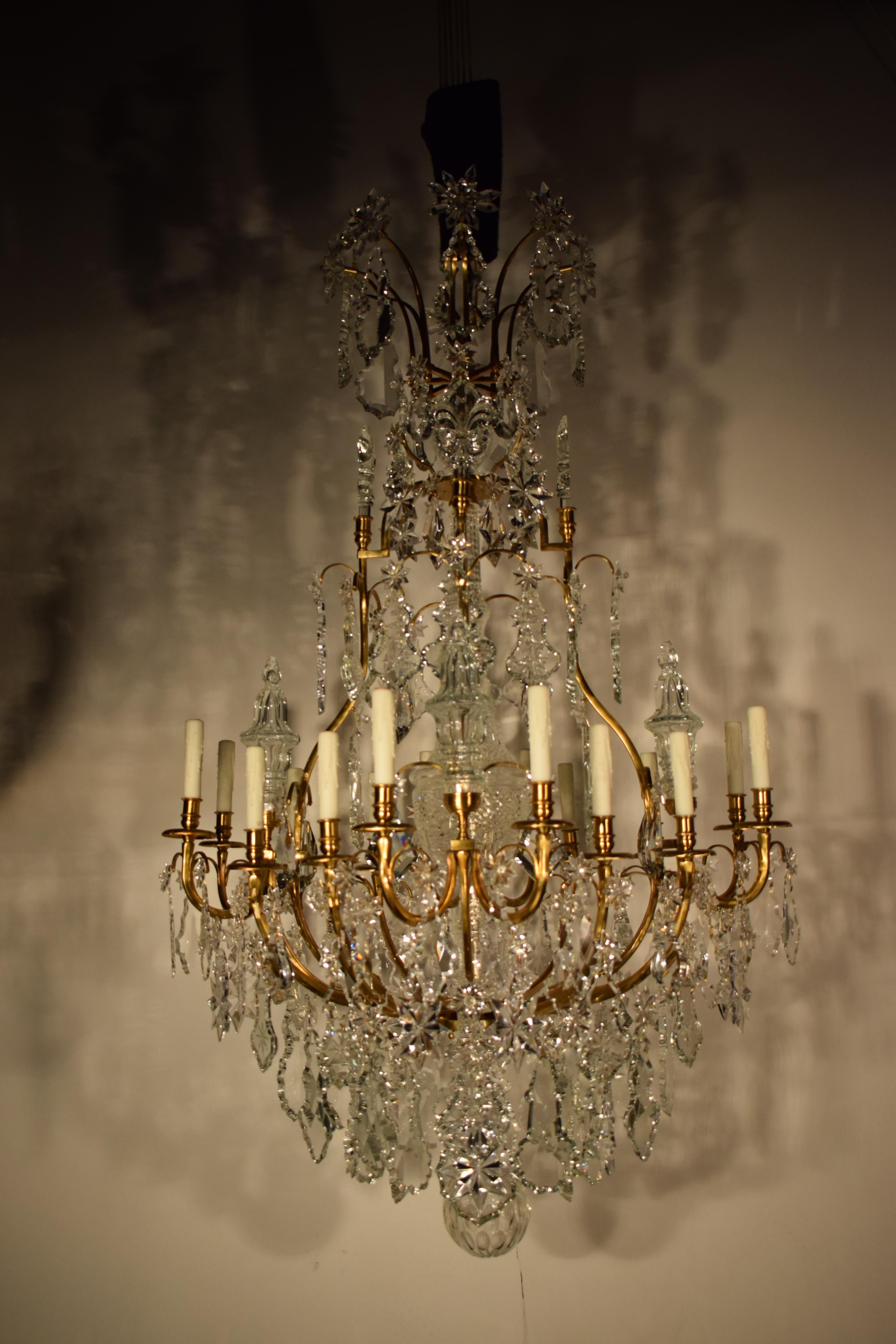 Very Fine Gilt Bronze & Crystal Chandelier by Baccarat For Sale 14