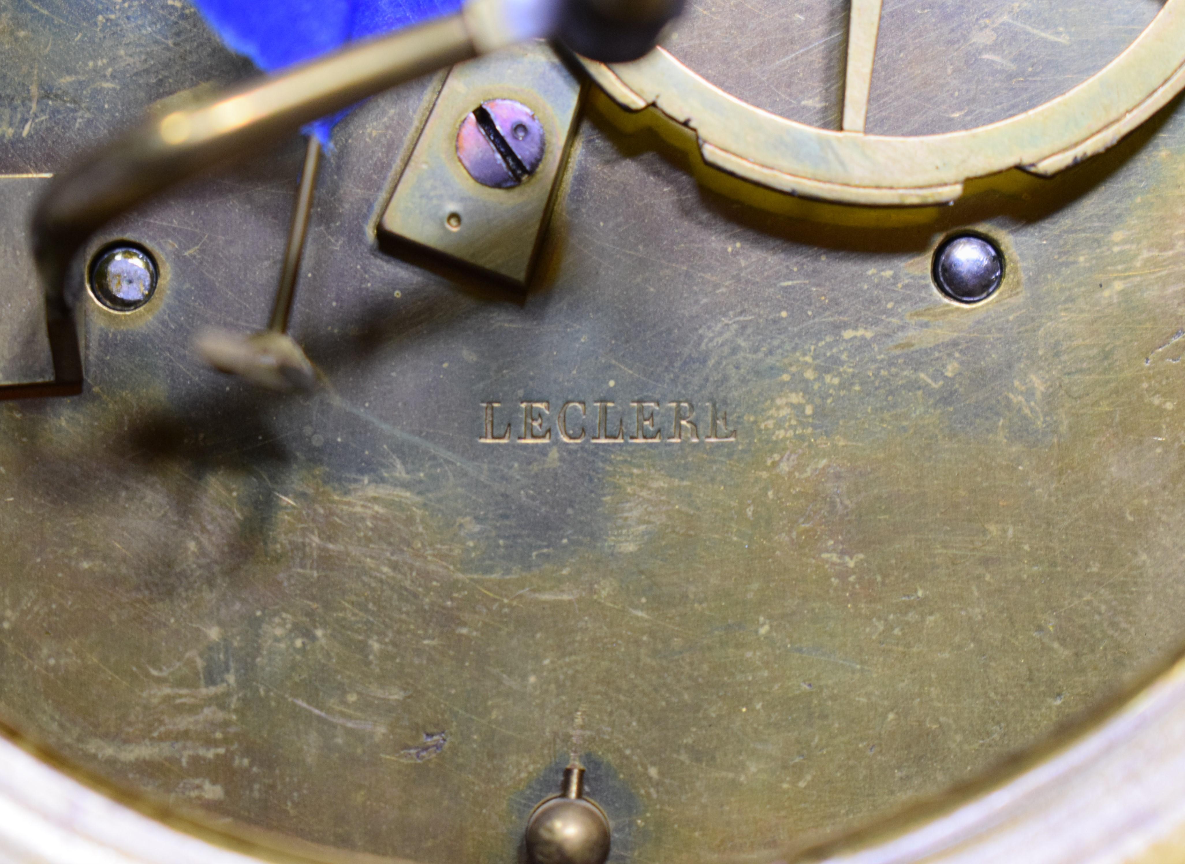 Very Fine Gilt Bronze Neoclassical Empire Mantle Clock For Sale 11