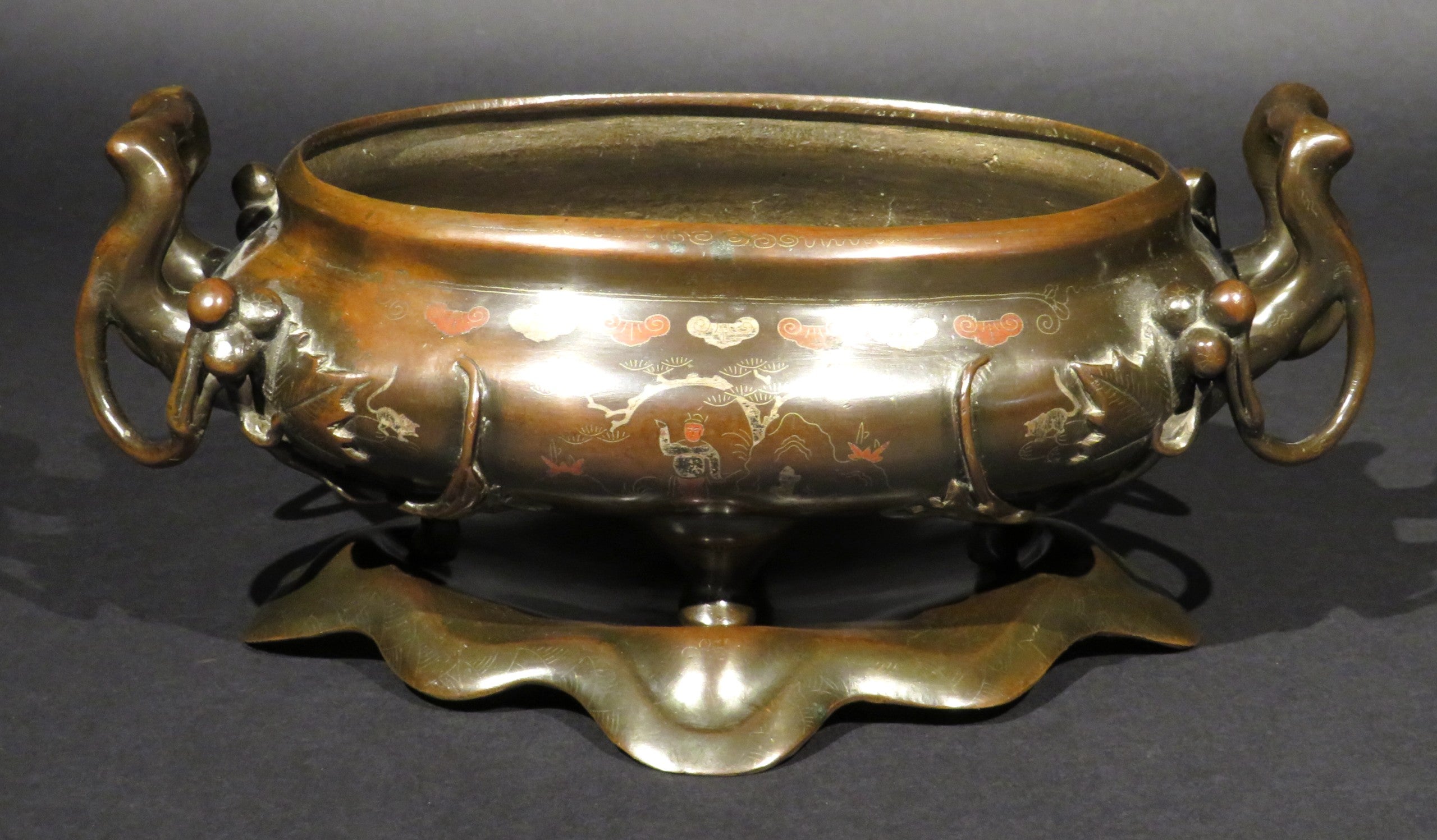 Meiji A Very Fine Japanese Mixed Metal Bronze Suiban / Planter on Stand, Taisho Period For Sale