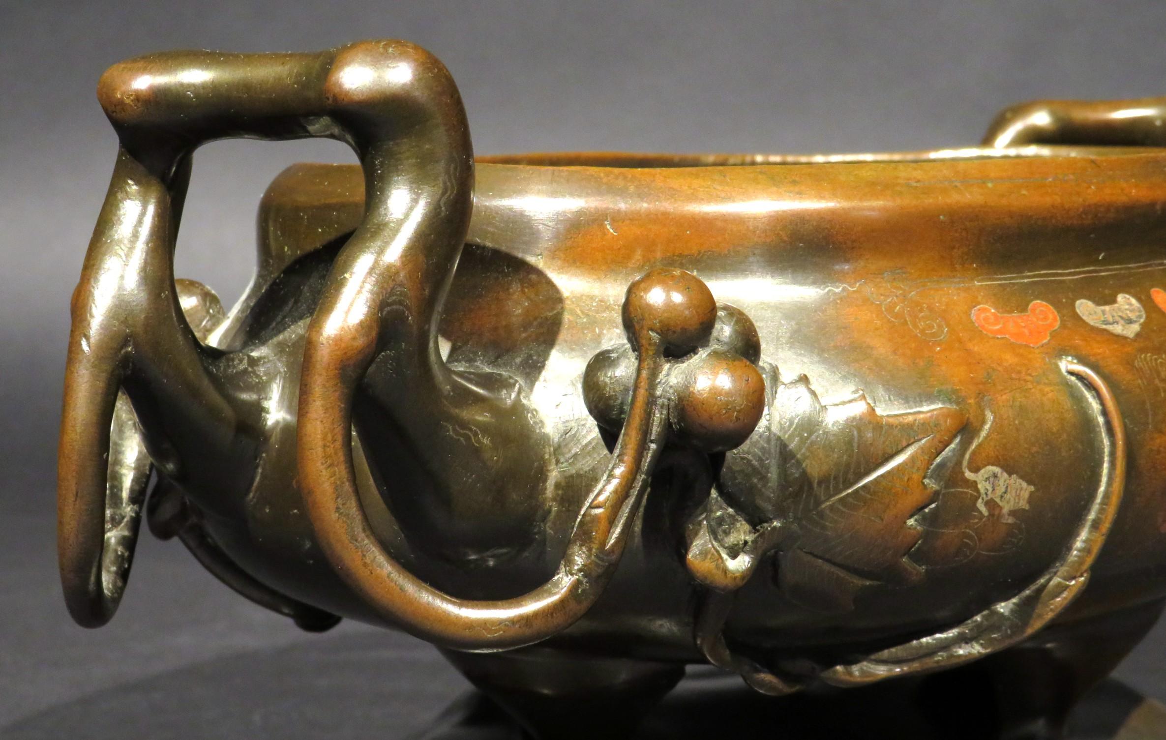 A Very Fine Japanese Mixed Metal Bronze Suiban / Planter on Stand, Taisho Period For Sale 3
