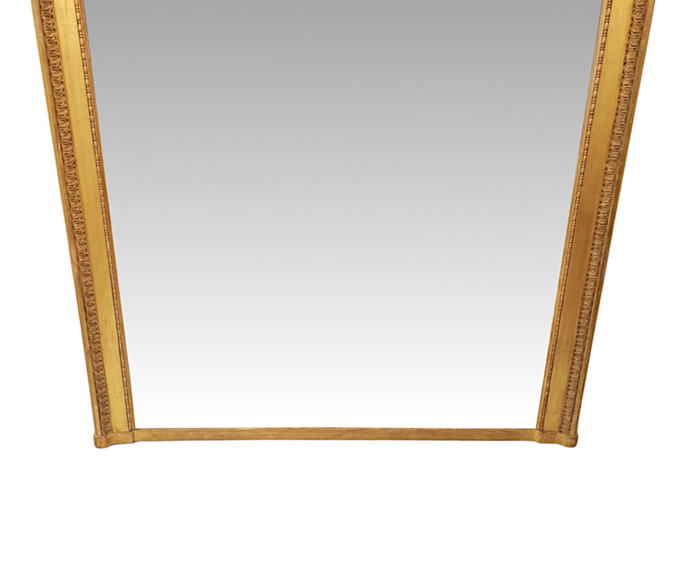 A Very Fine Large 19th Century Giltwood Overmantel Mirror In Good Condition For Sale In Dublin, IE