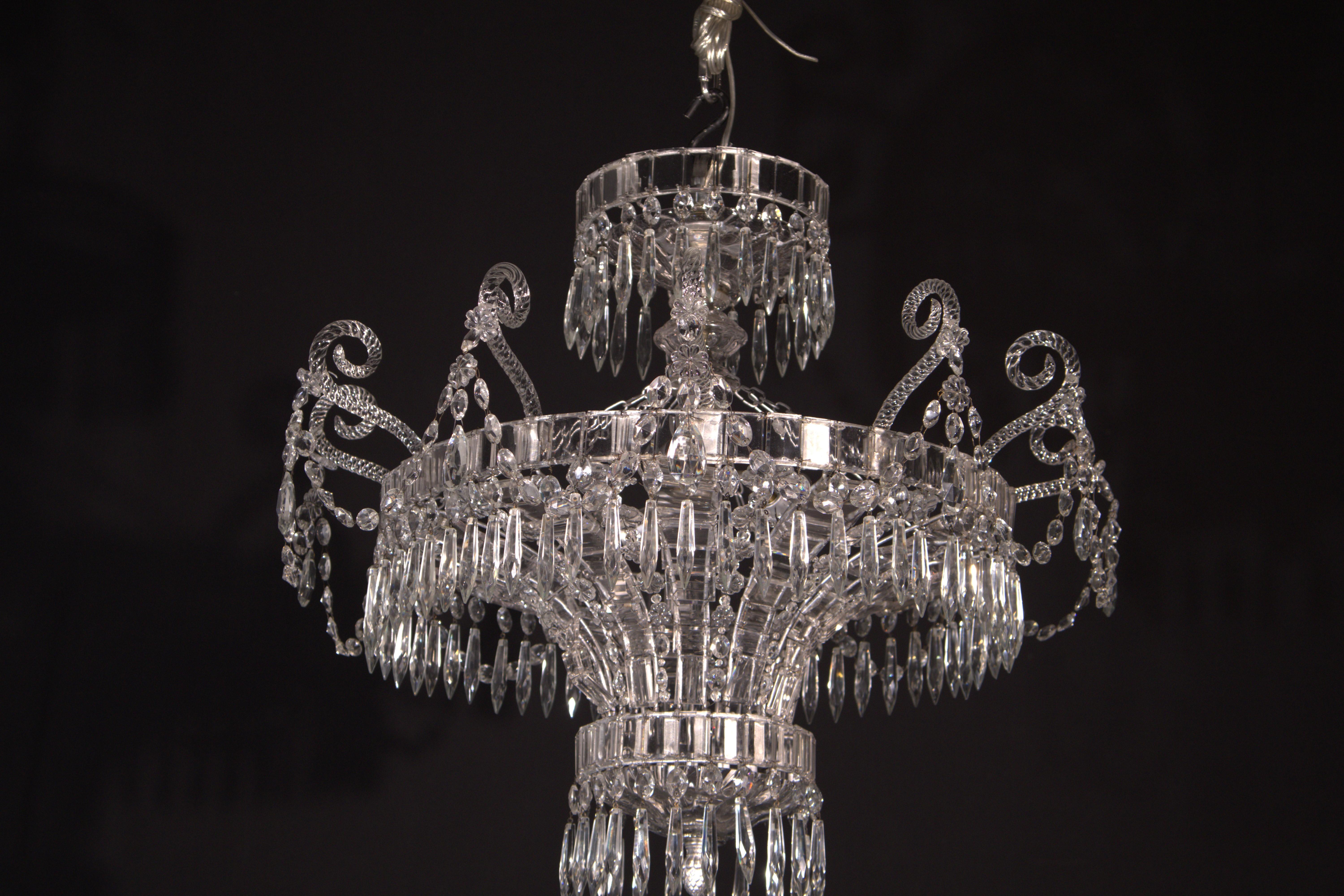 Argentato Un raffinato lampadario della Maison Bagues in vendita