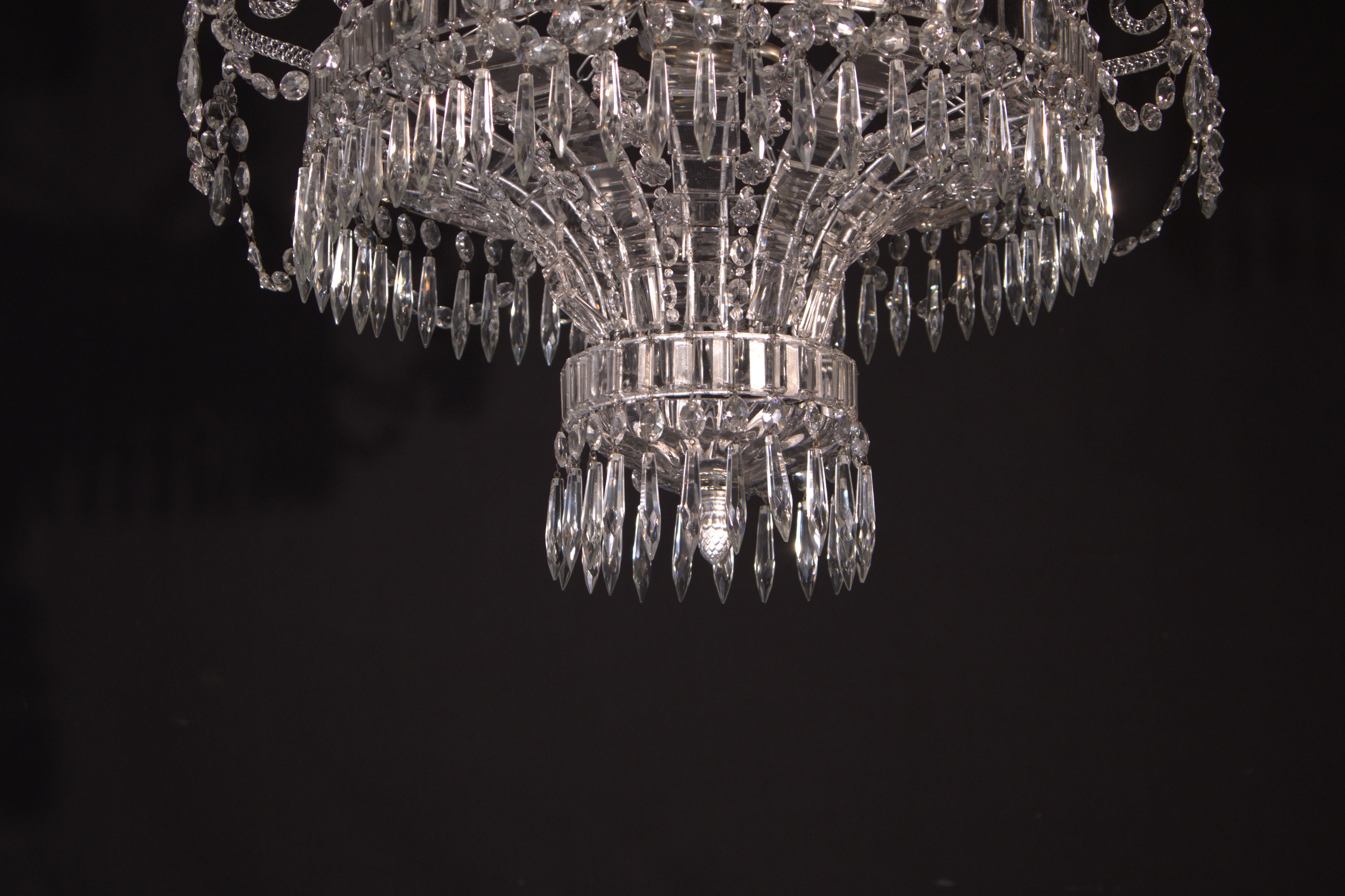 Un raffinato lampadario della Maison Bagues In condizioni buone in vendita a Atlanta, GA