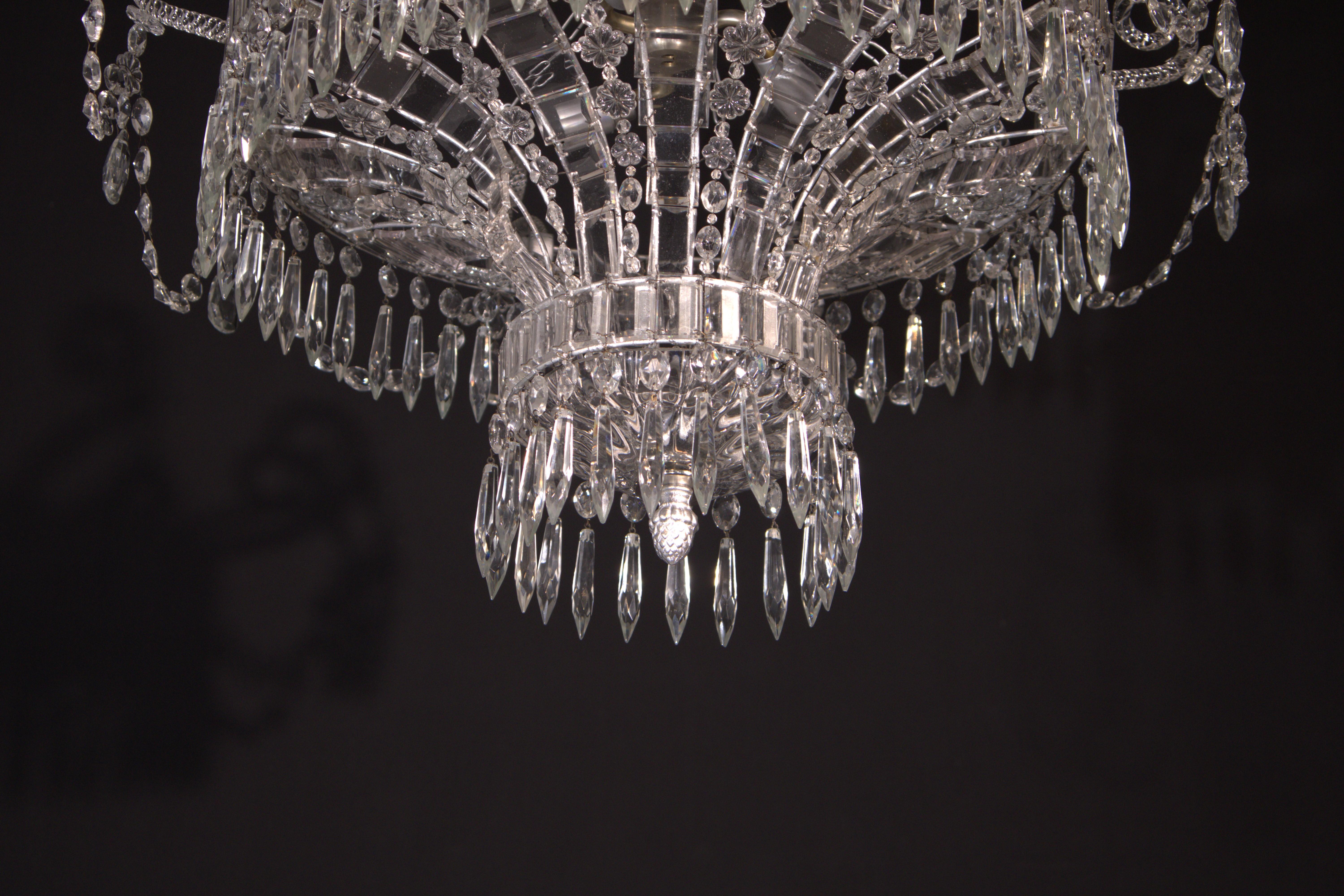 Bronzo Un raffinato lampadario della Maison Bagues in vendita