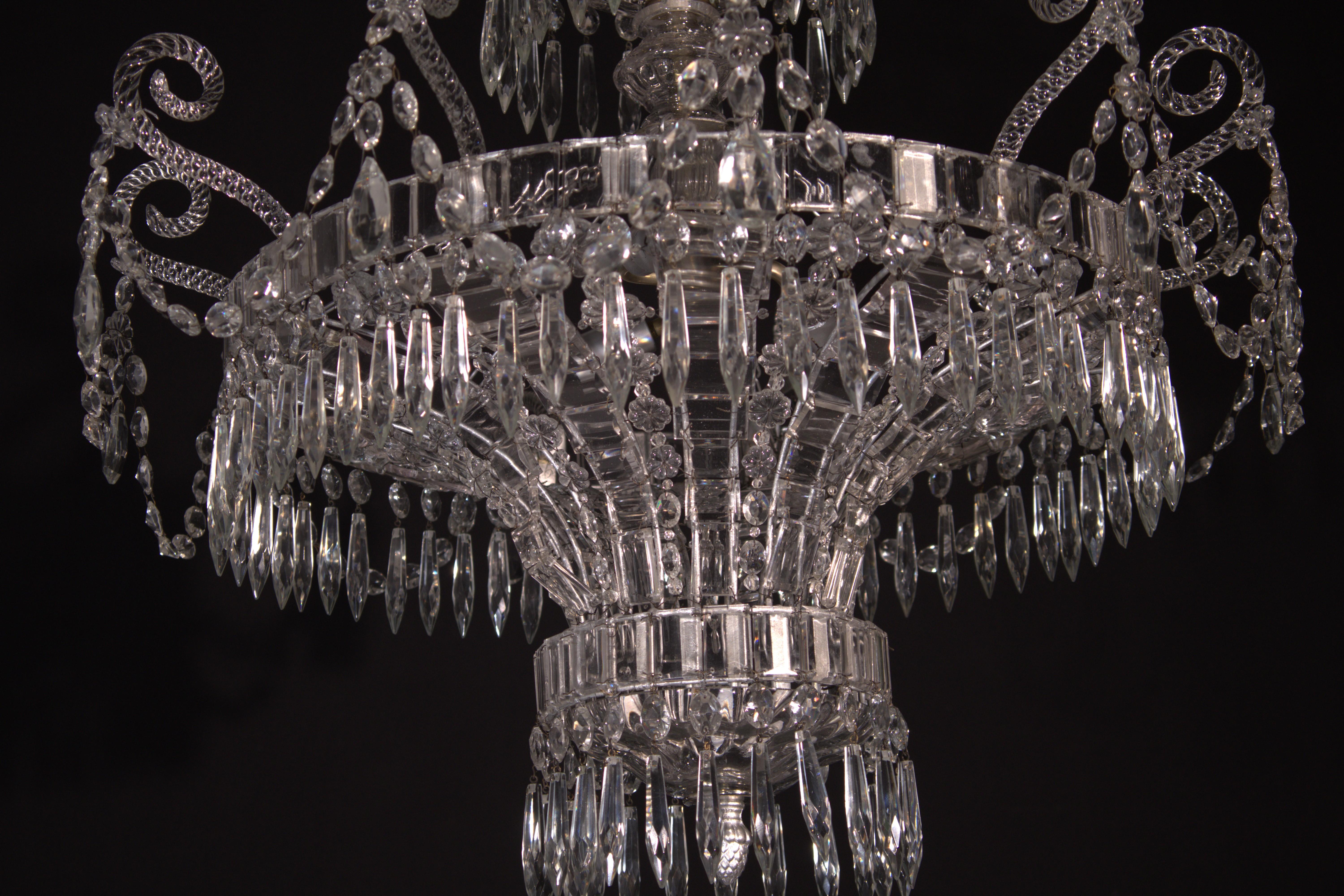 Un raffinato lampadario della Maison Bagues in vendita 1