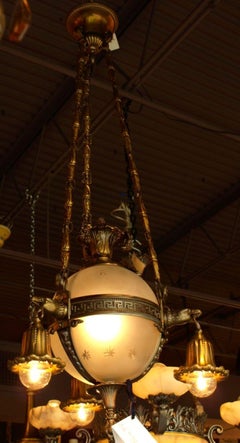 Sehr schöner neoklassizistischer Kronleuchter