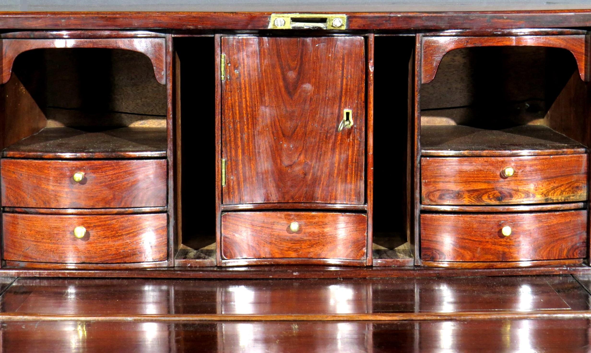 A Very Fine & Rare 18th Century Chinese Export Padouk Block-Front Bureau For Sale 2