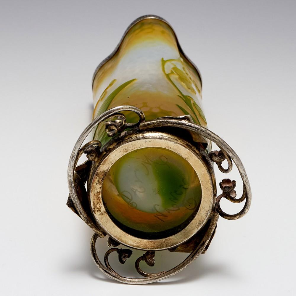 A Very Fine Rare Daum Cameo Glass Vase With Silver Mounts, 1896-1900 For Sale 2