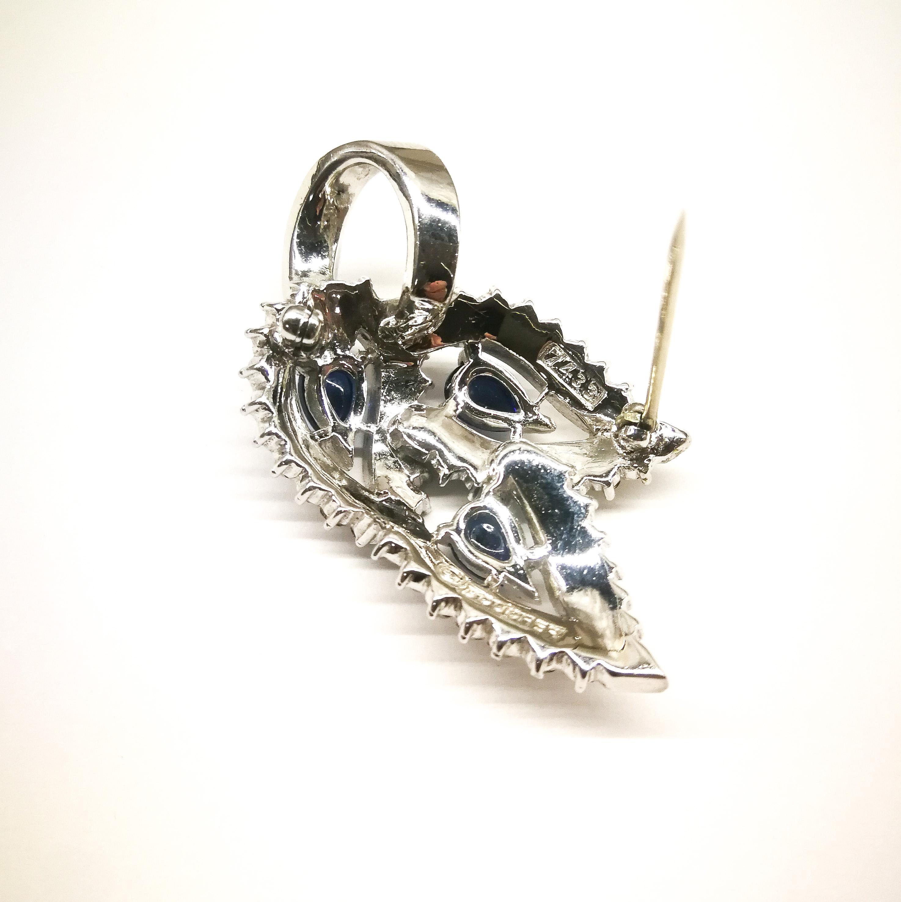 A very fine sapphire glass cabuchon and clear paste brooch, Boucher, USA, 1960 For Sale 2