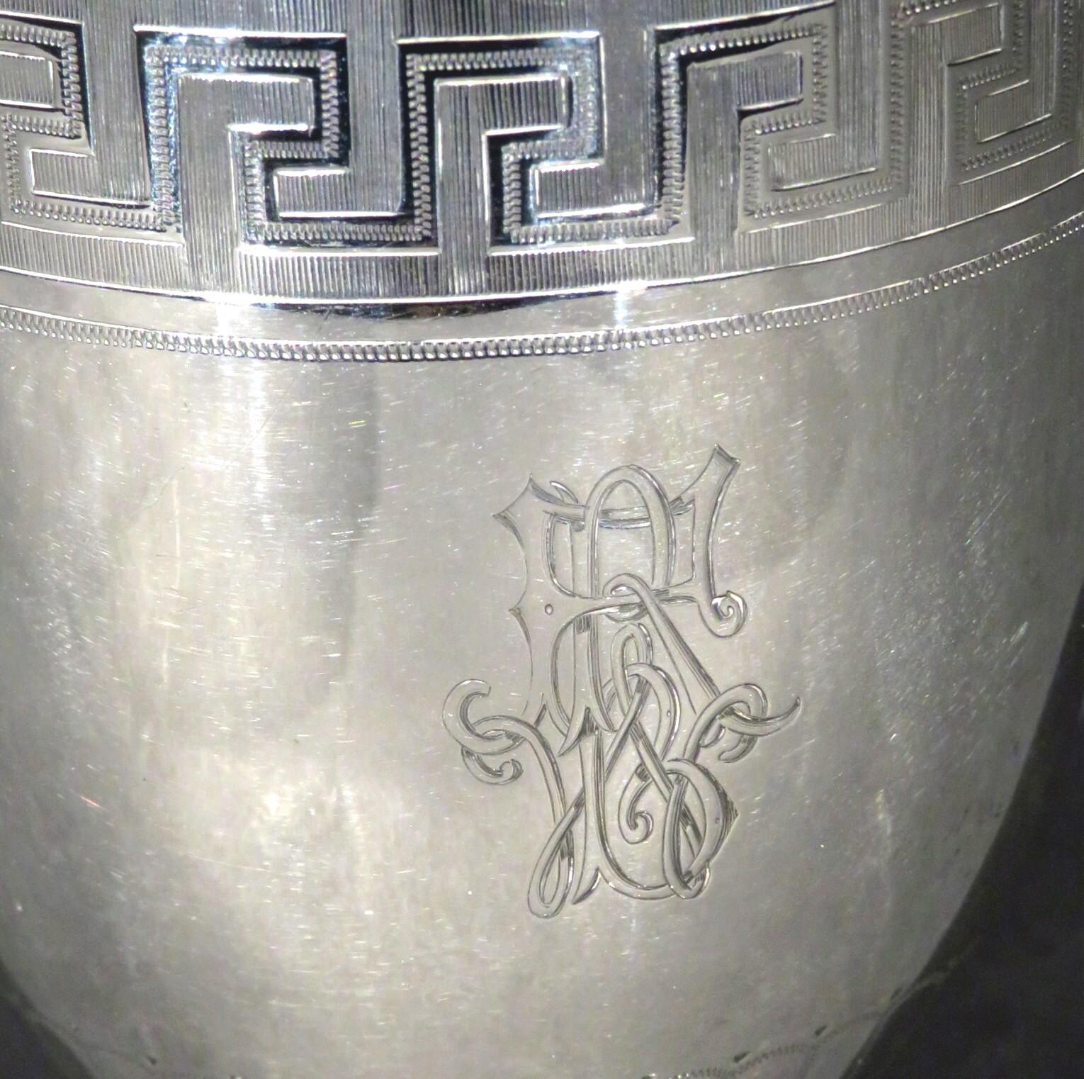 Very Fine 19th Century Sterling Silver Christening Cup by Edward & James Barnard For Sale 3