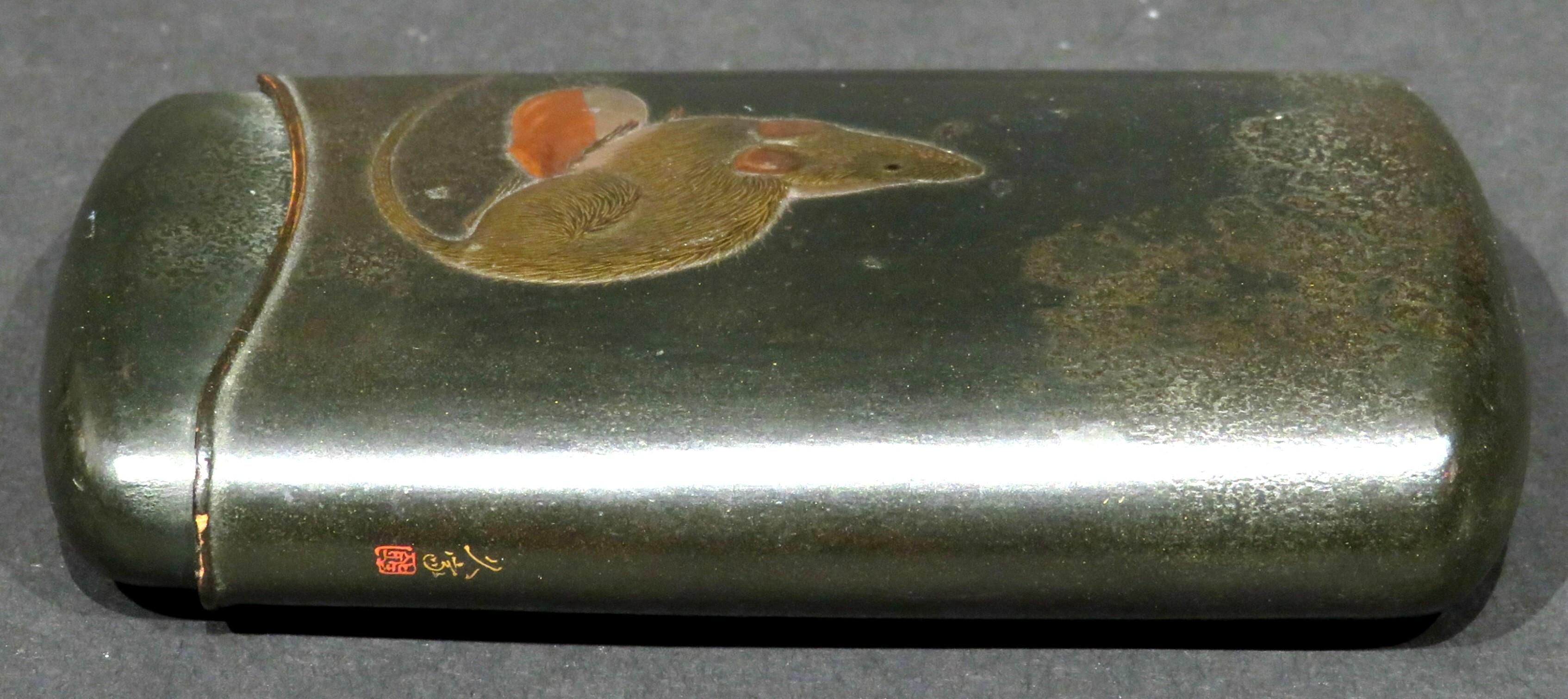 Japanese A Very Fine Takamaki-e Lacquer Cheroot Case in the Manner of Shibata Zeshin For Sale