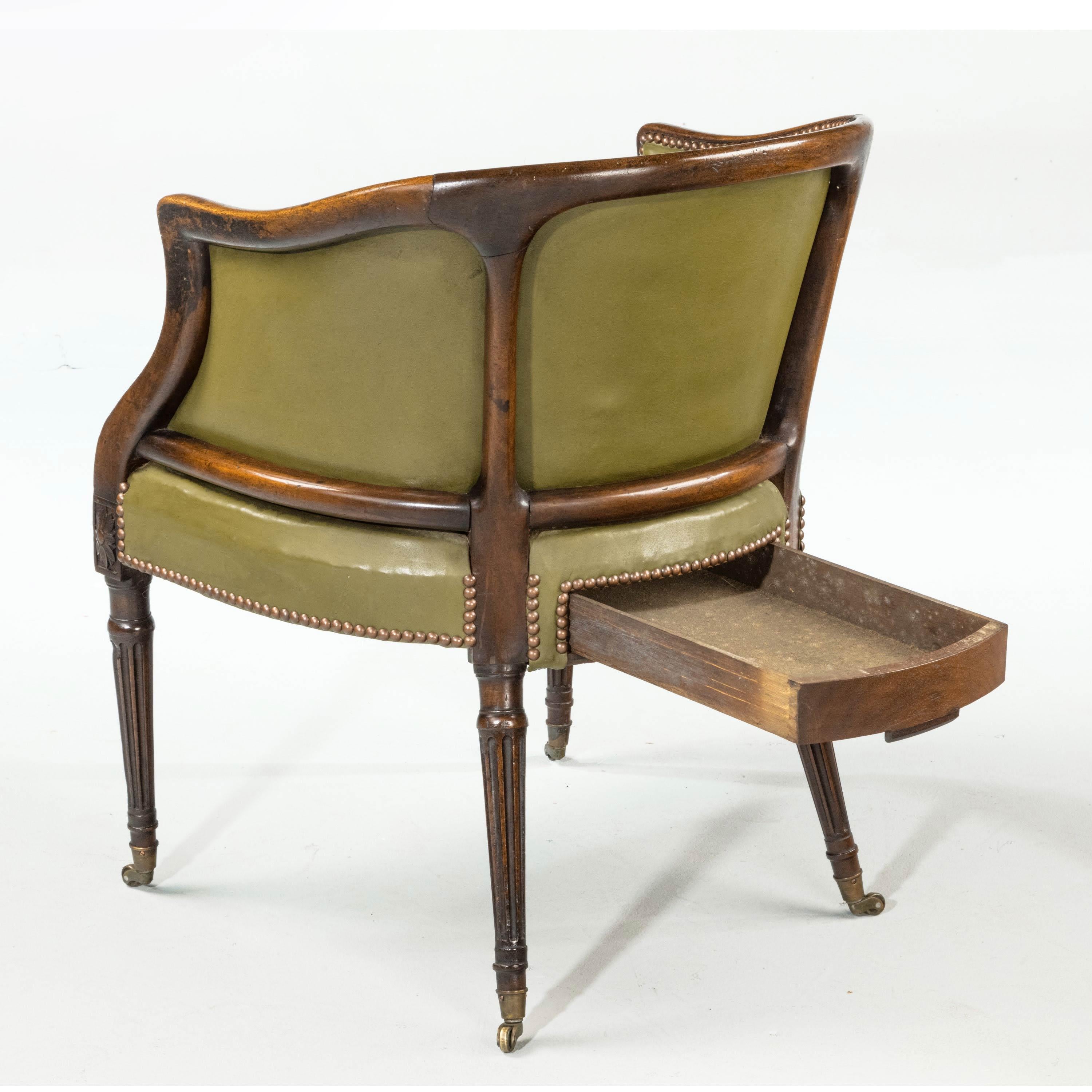 Very Good George III Period Mahogany Desk Chair (Englisch)