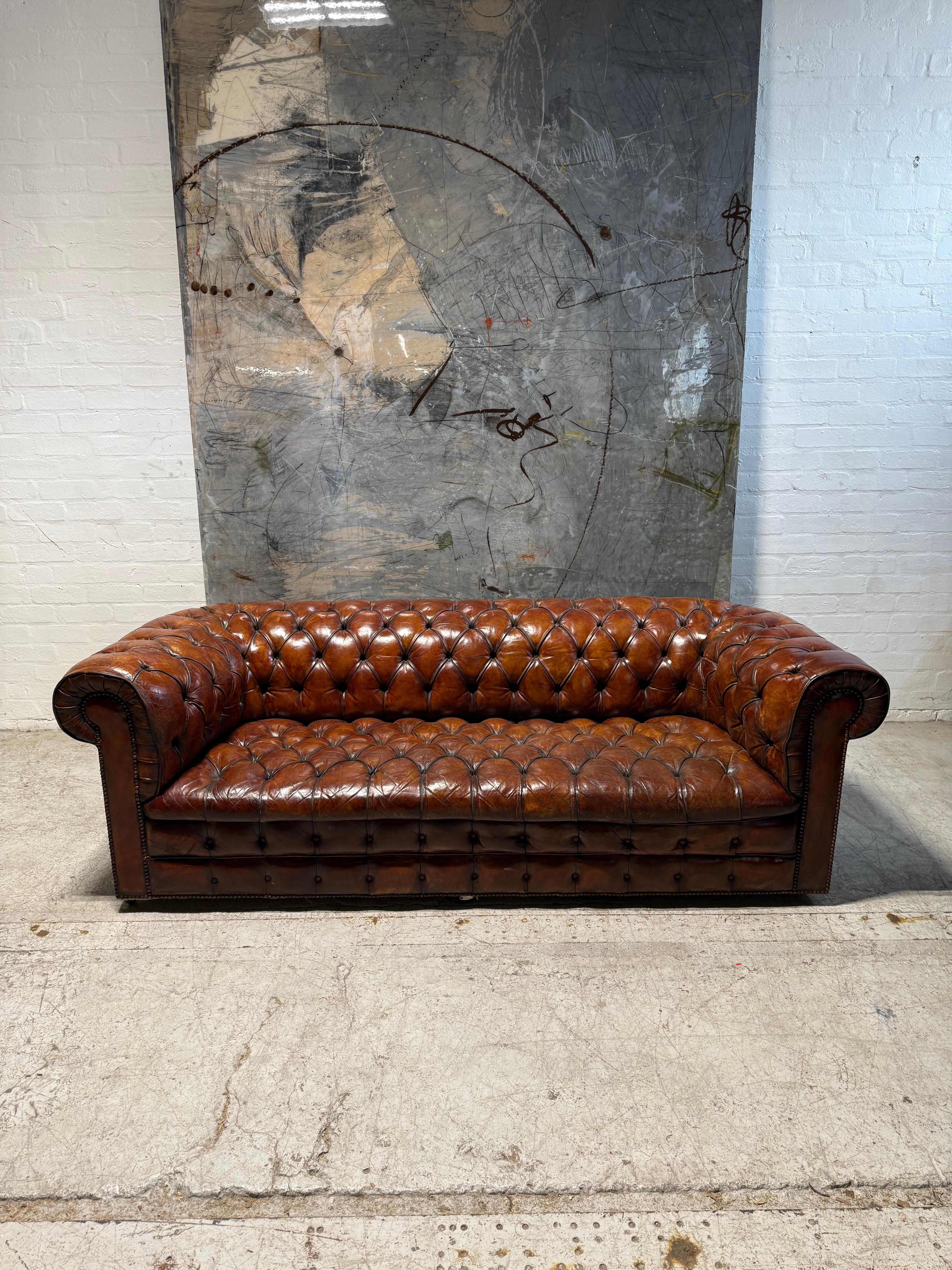 As a LAPADA dealer and furniture maker, I have many many pieces in stock and extensive resources.

This particular set is a very very beautiful collection of pieces.

The hand dyed leathers are in exceptional order and the pieces will be re-stuffed