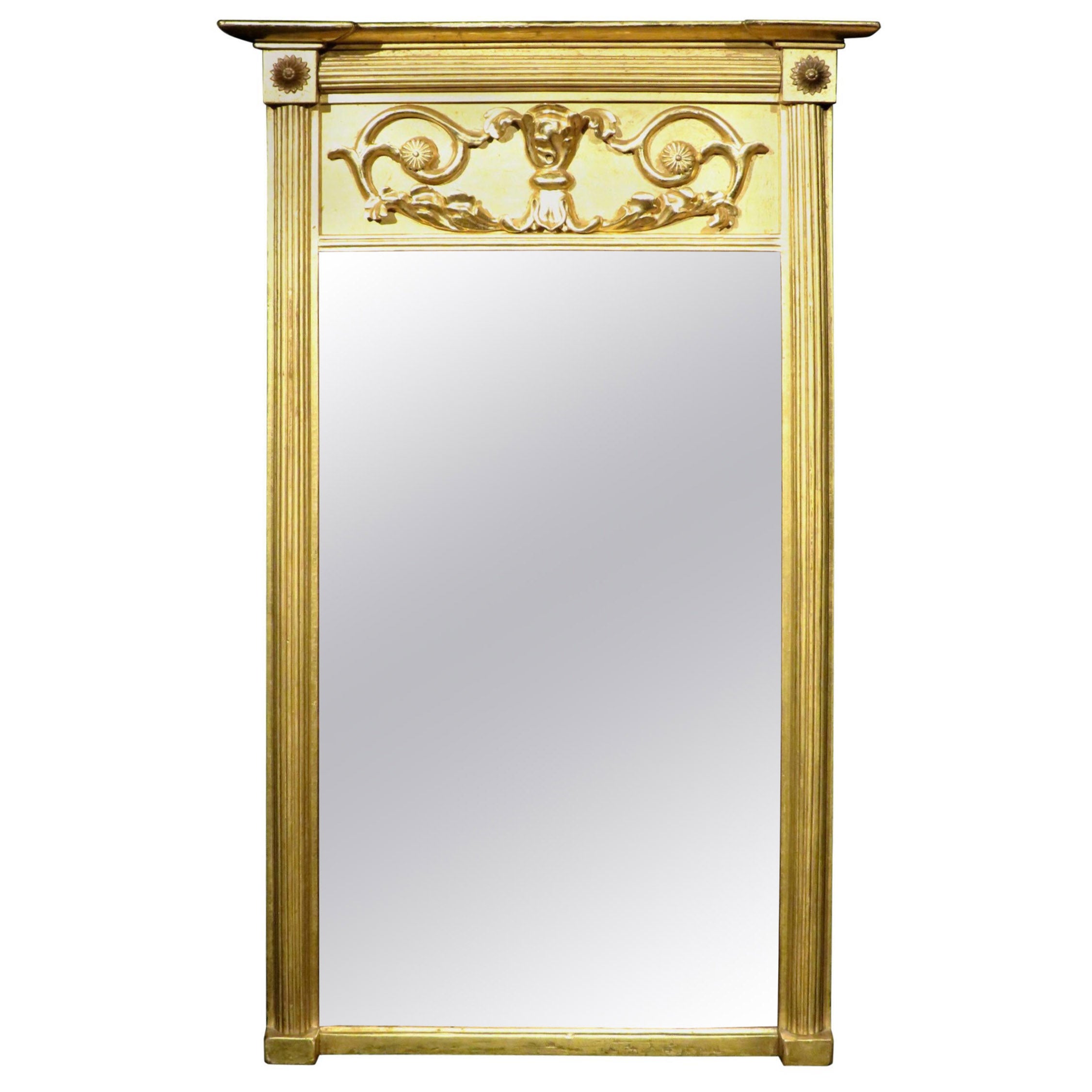 Un ottimo specchio da parete in legno dorato del periodo Regency, Inghilterra, CIRCA 1825