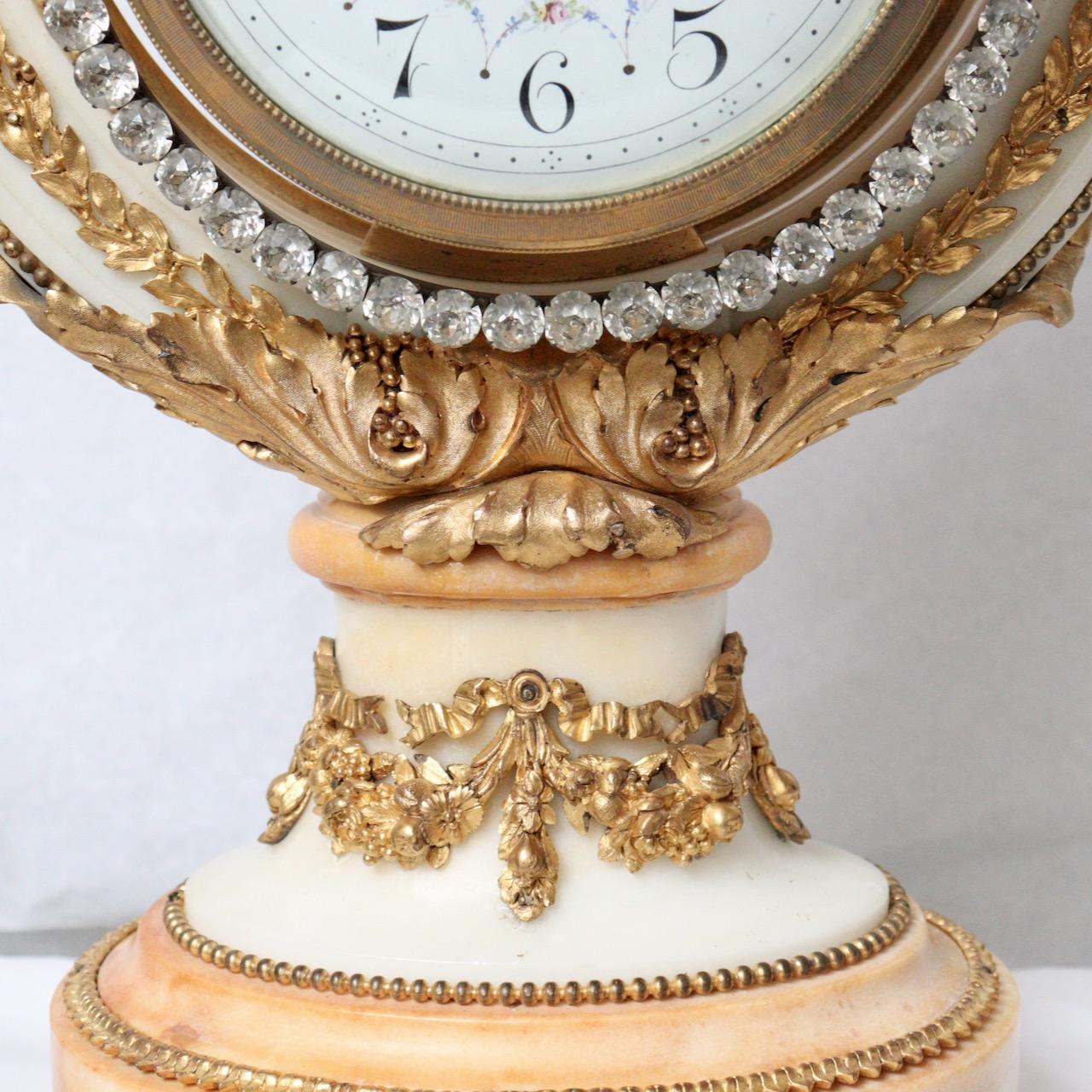 Beeindruckende französische neoklassizistische Uhr in Leierform aus dem 19. Jahrhundert im Angebot 8