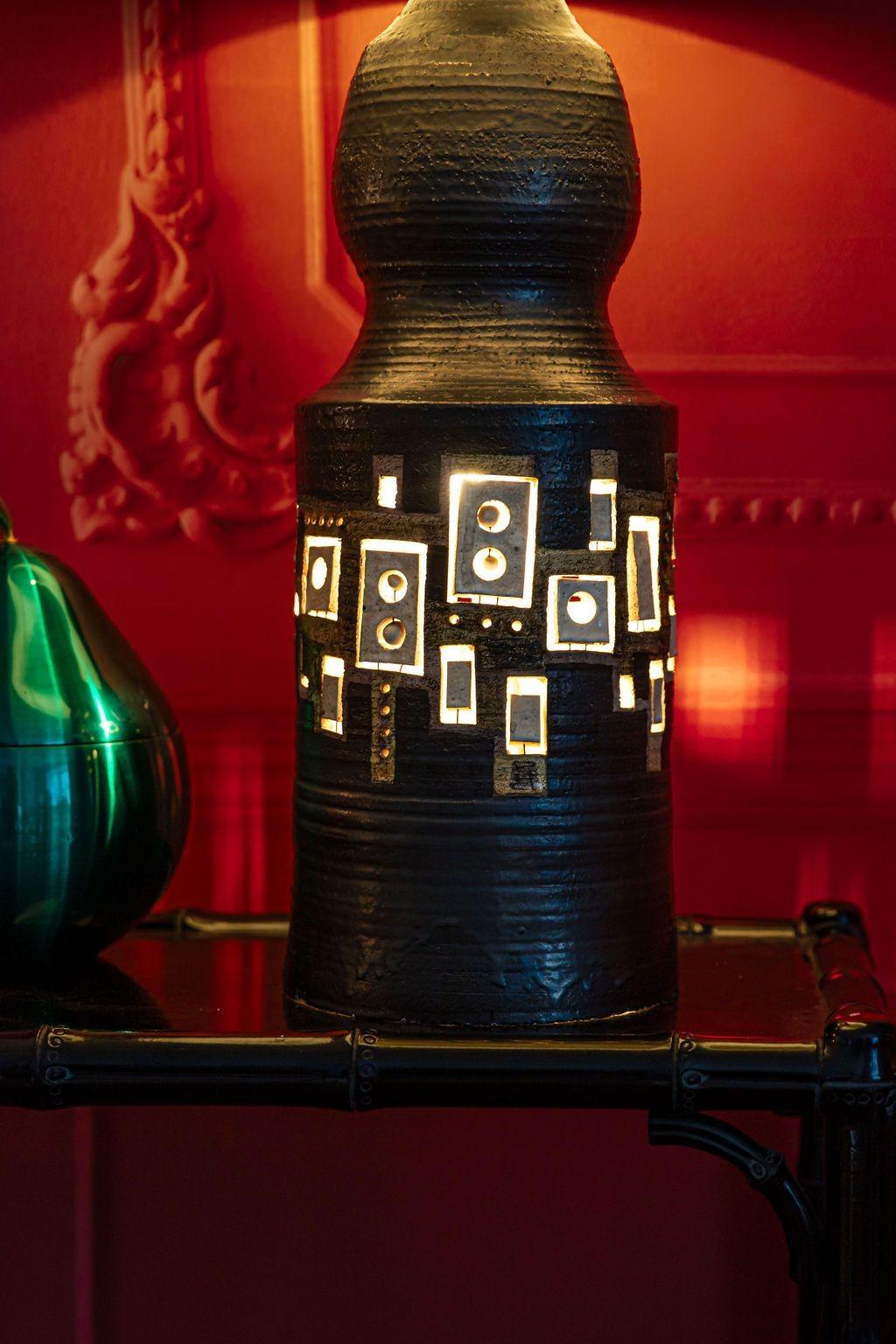 Une très grande lampe en céramique du céramiste français unique Georges Pelletier des années 1960 en vente 3