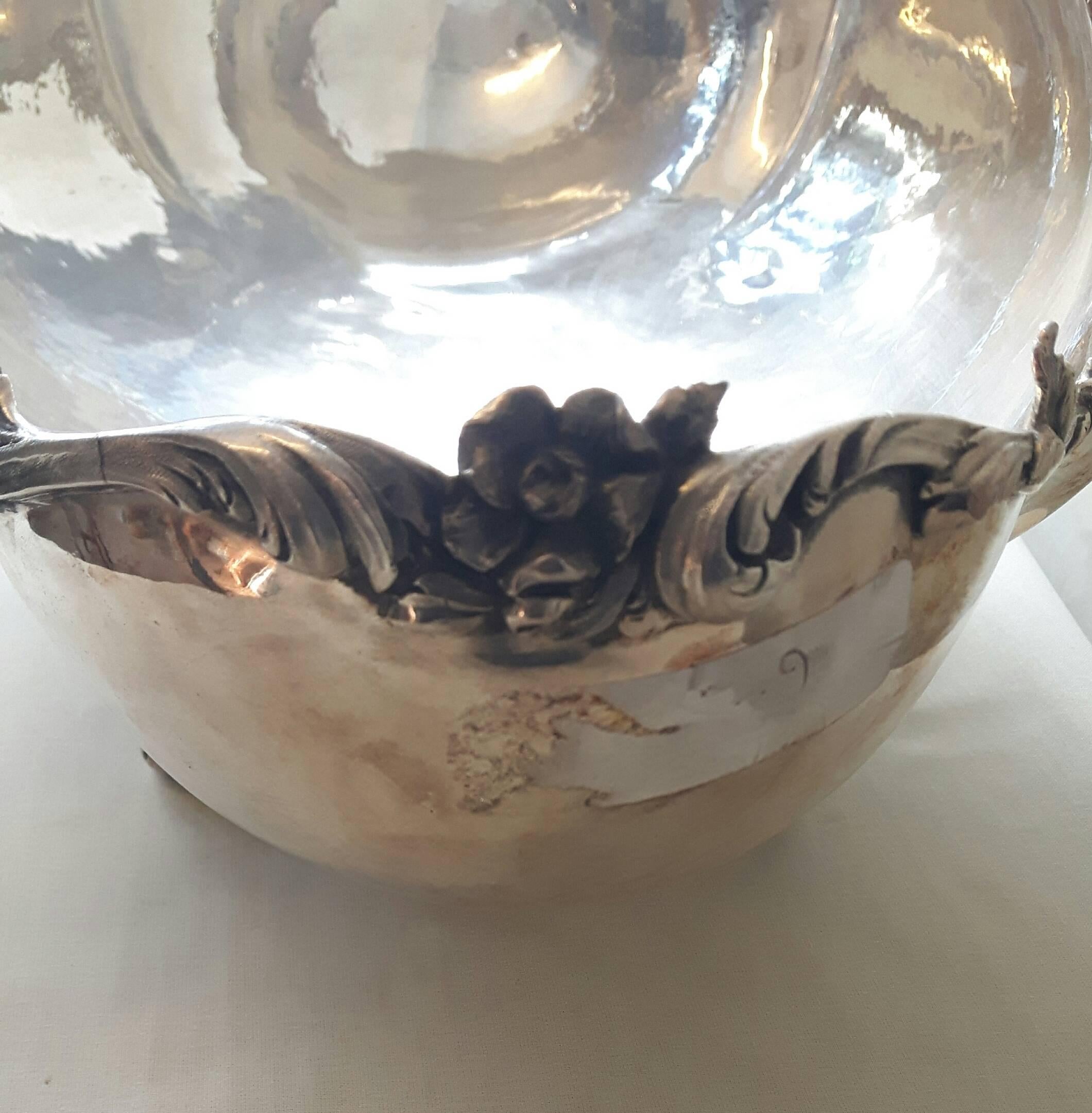 Very Large 19th Century Silver Plated Centerpiece For Sale 1