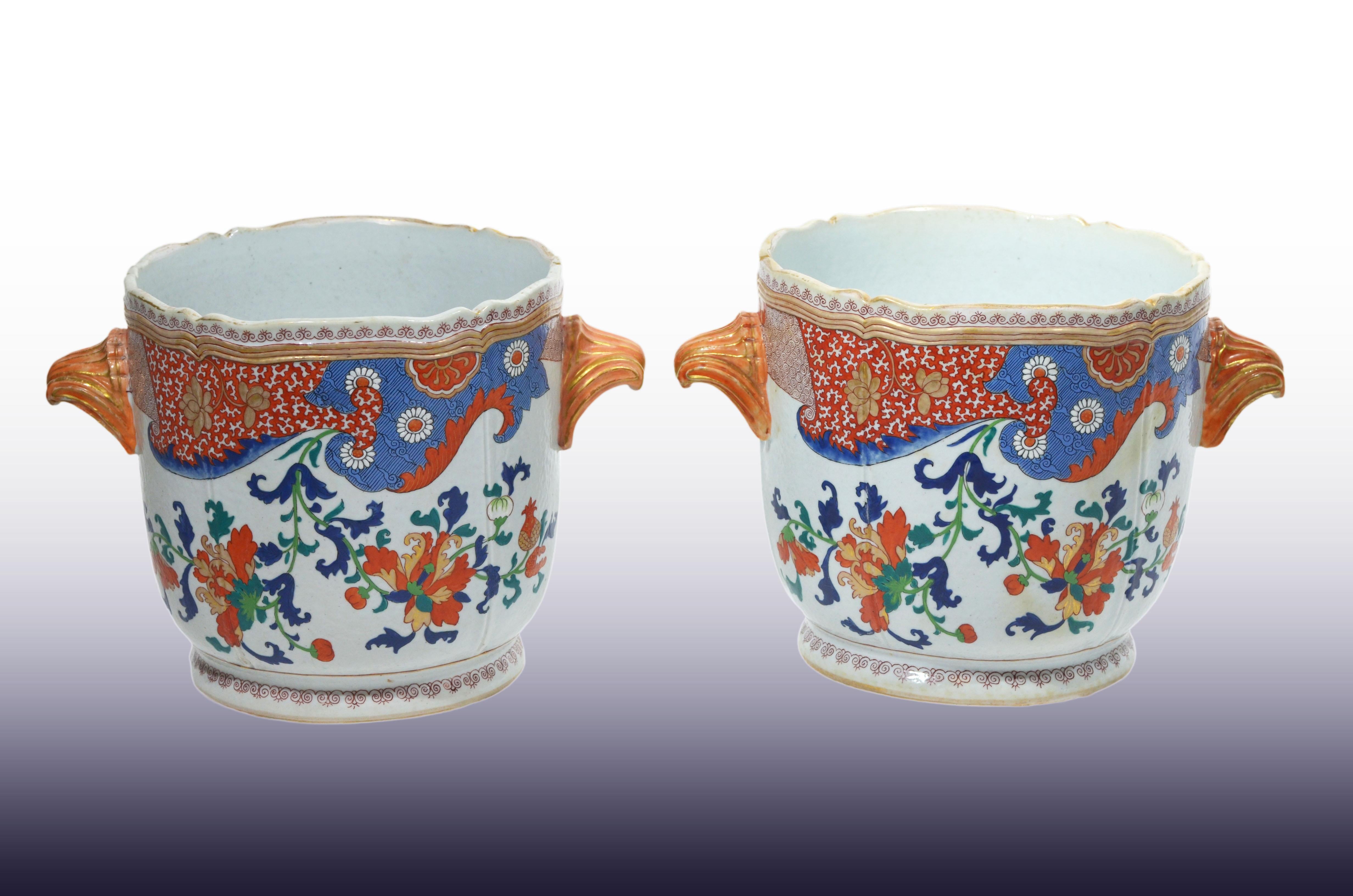 Chinese Export A Very Large and Unusual Pair of 18th Century Chinese Imari Pattern Wine Coolers For Sale