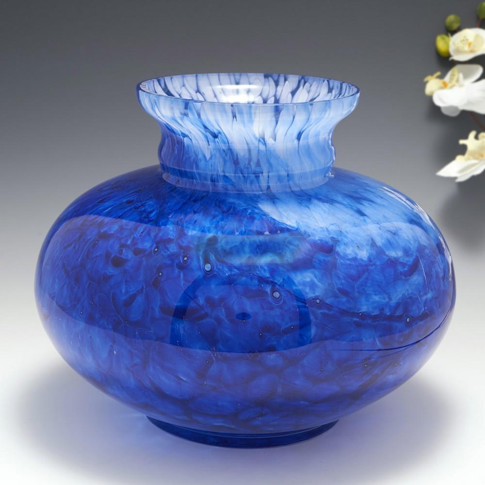 A Very Large Andre Delatte Glass Vase, c1925 1