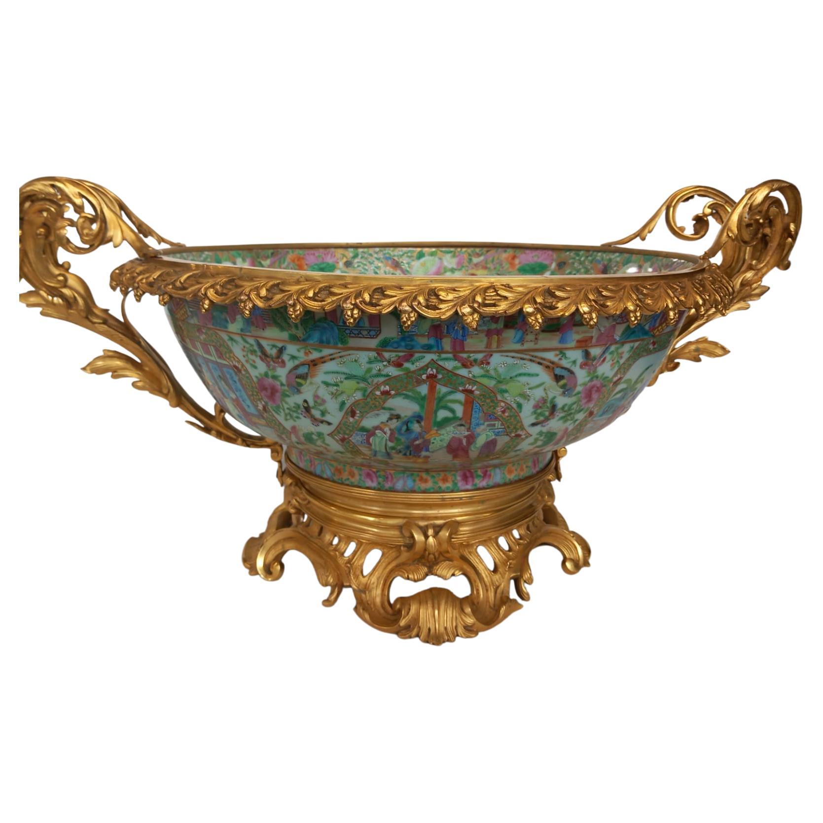 A  very large antique 19th century rose medallion bowl  For Sale