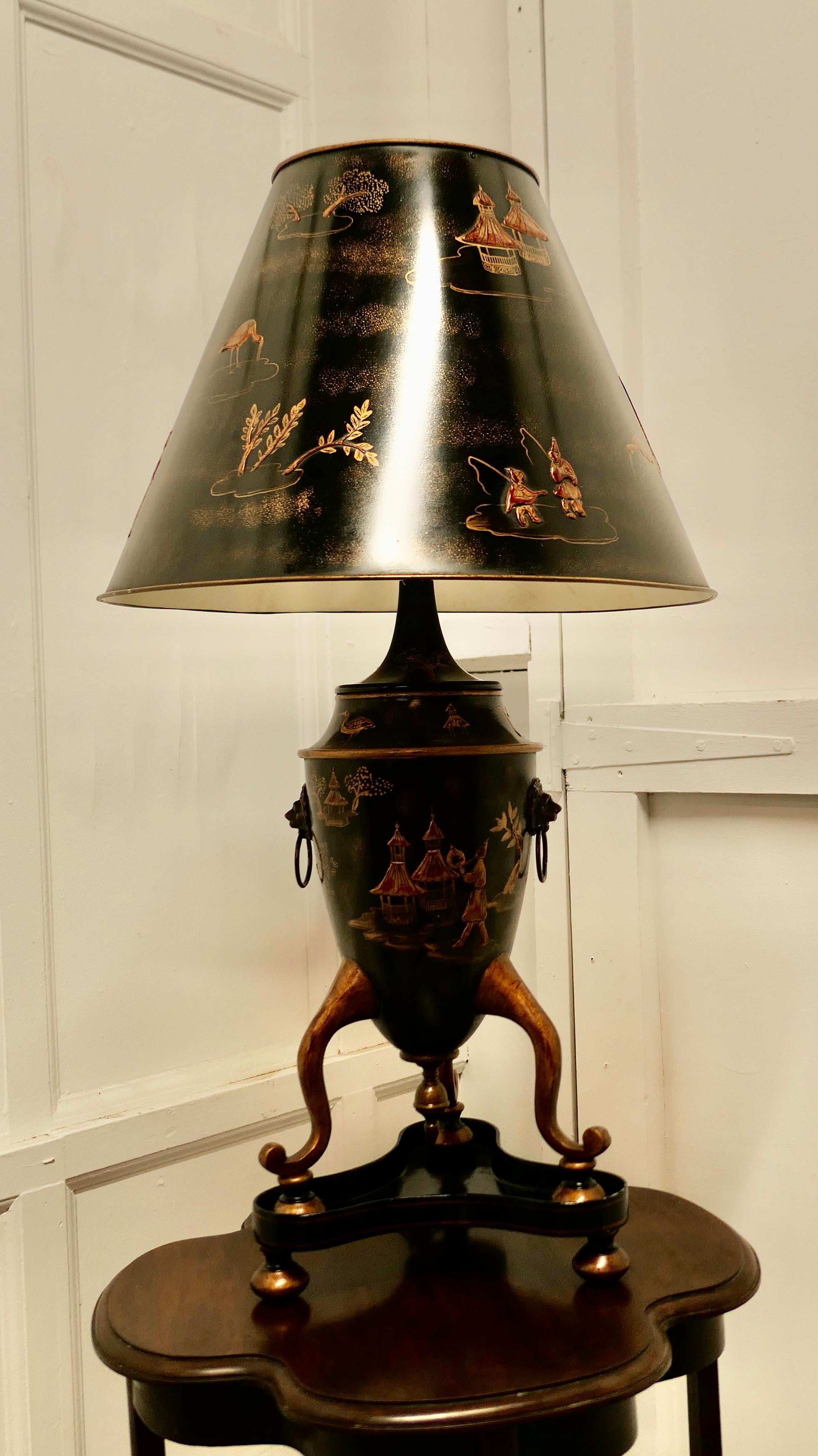 Very Large Black, Gold and Red Chinoiserie Toleware Table Lamp For Sale 4