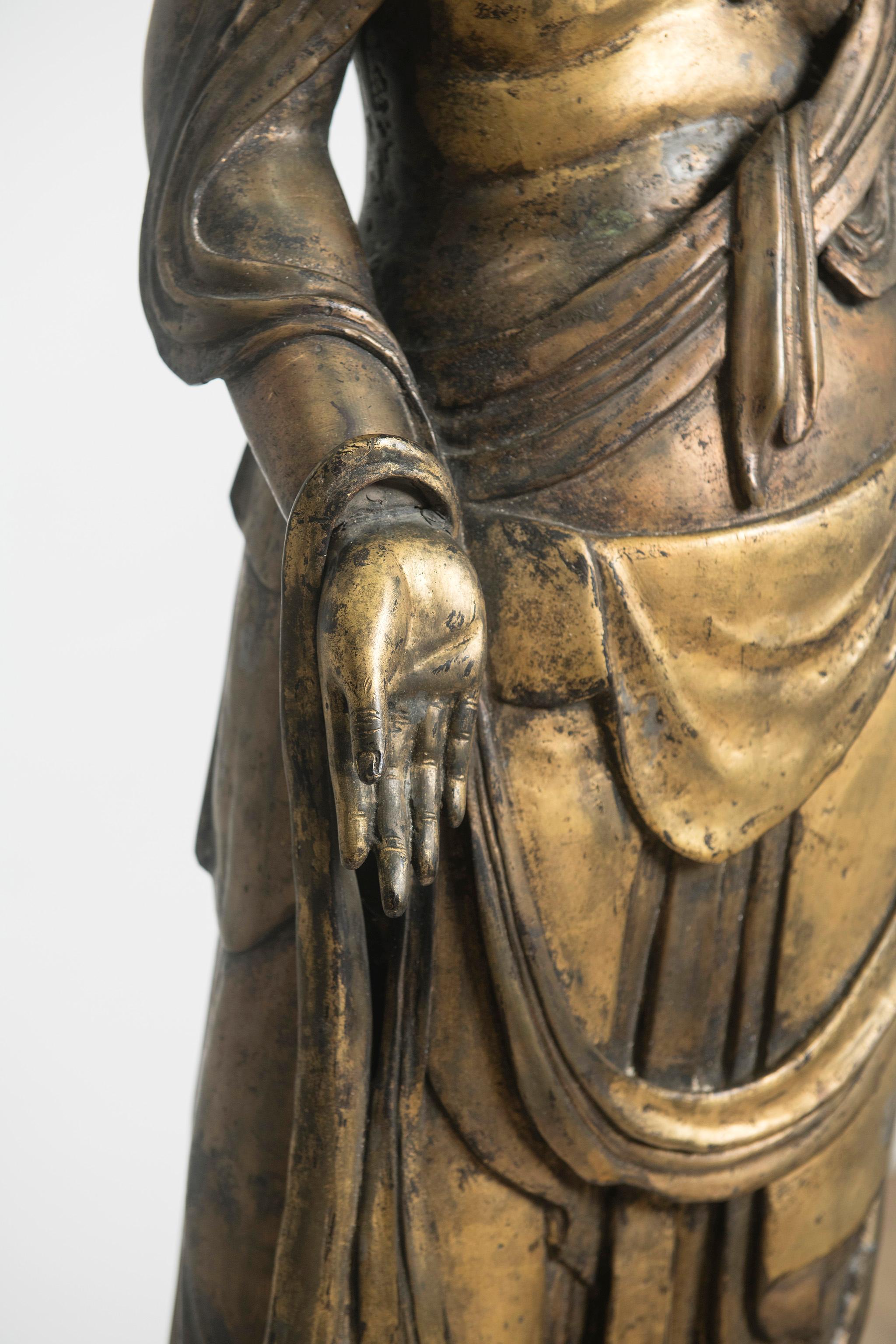 Buddha - A very large bronze figure of Sho Kannon. Japan, Meiji period 1868-1912 For Sale 5