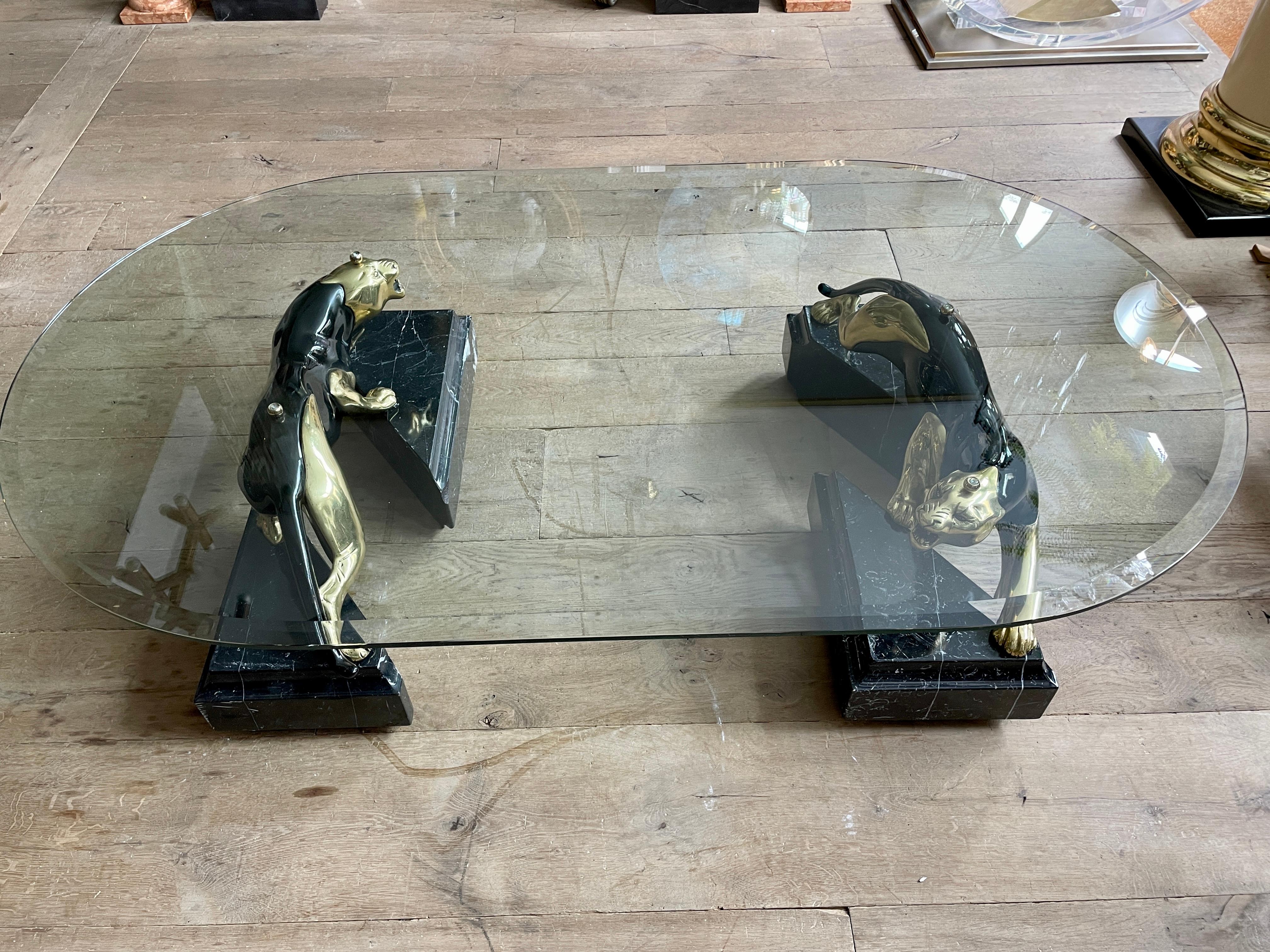 Very Large Italian Brass and Marble Panther Coffee Table In Good Condition In London, GB