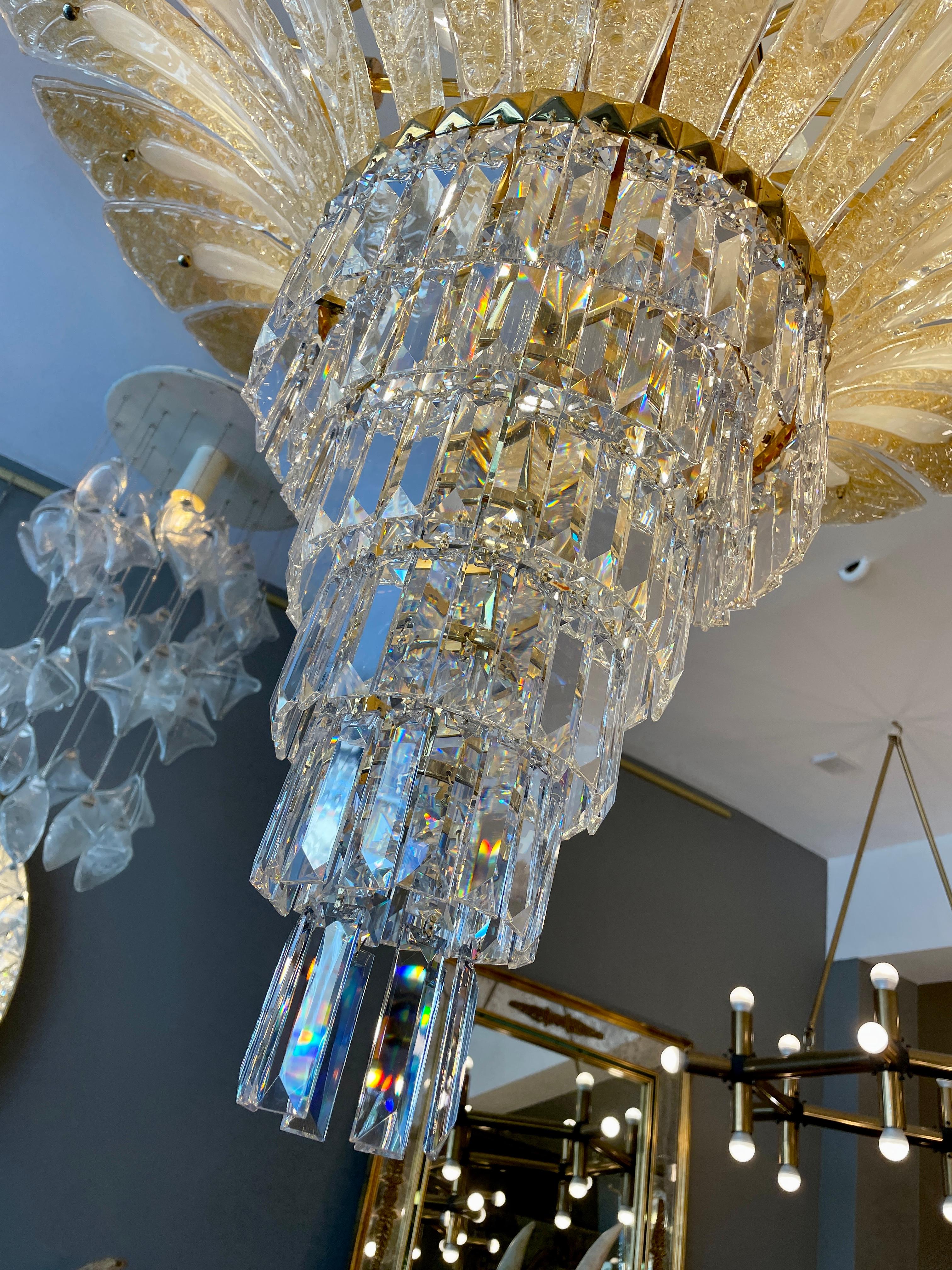Un grande lampadario italiano di Murano con foglie di palma in oro In condizioni buone in vendita a London, GB