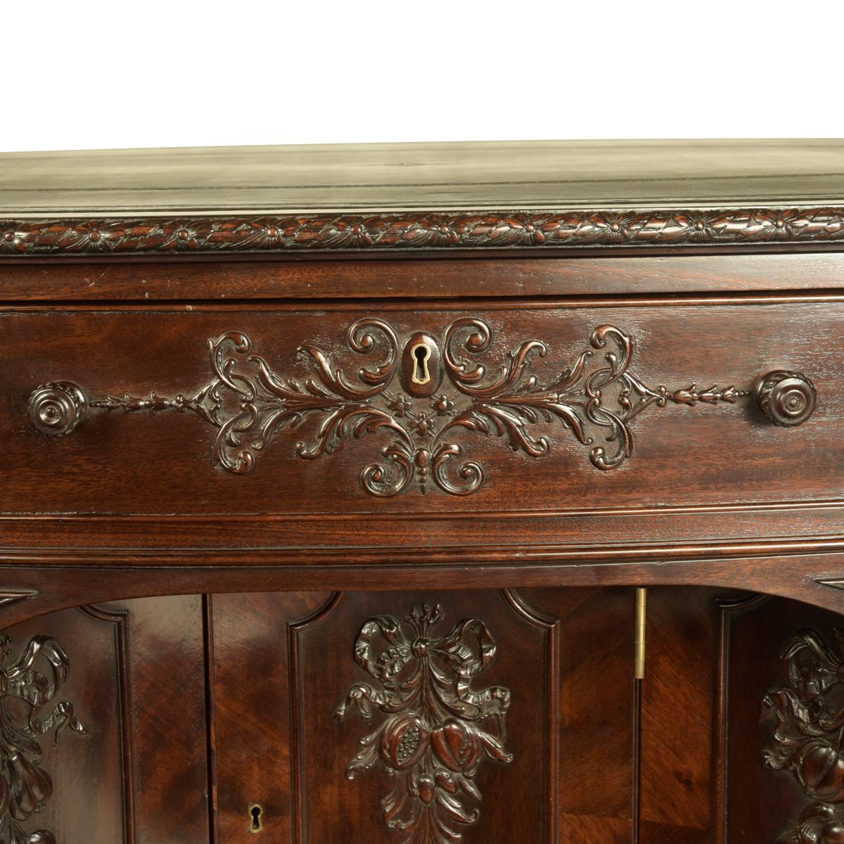Very Large Mahogany Centrepiece Partners’ Desk in the Chippendale Style For Sale 11