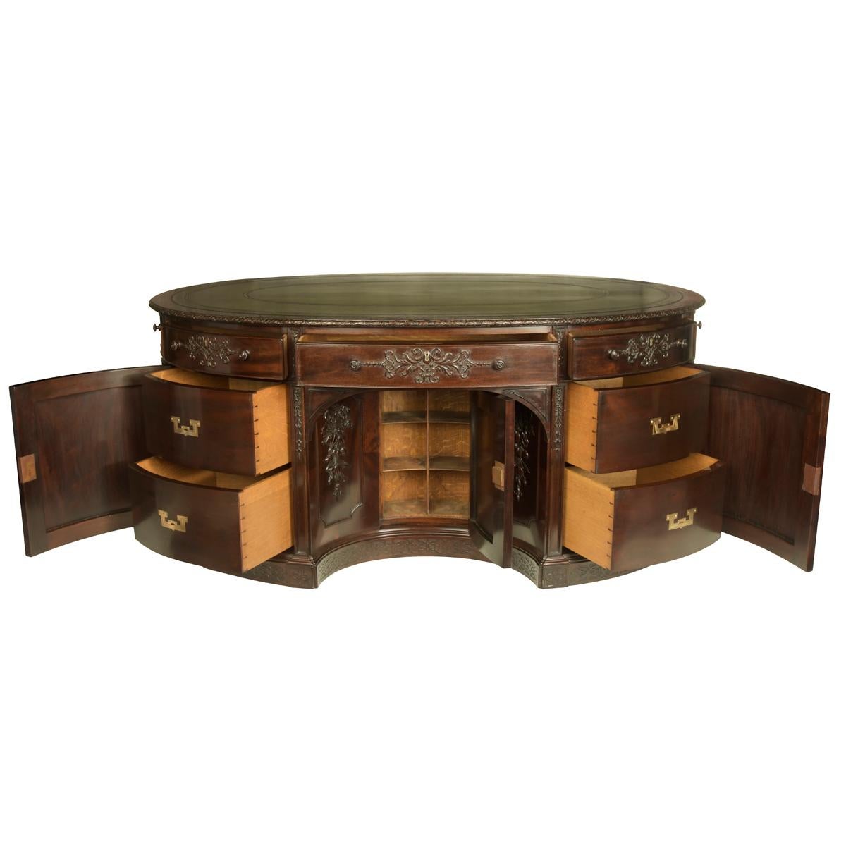 Very Large Mahogany Centrepiece Partners’ Desk in the Chippendale Style For Sale 1