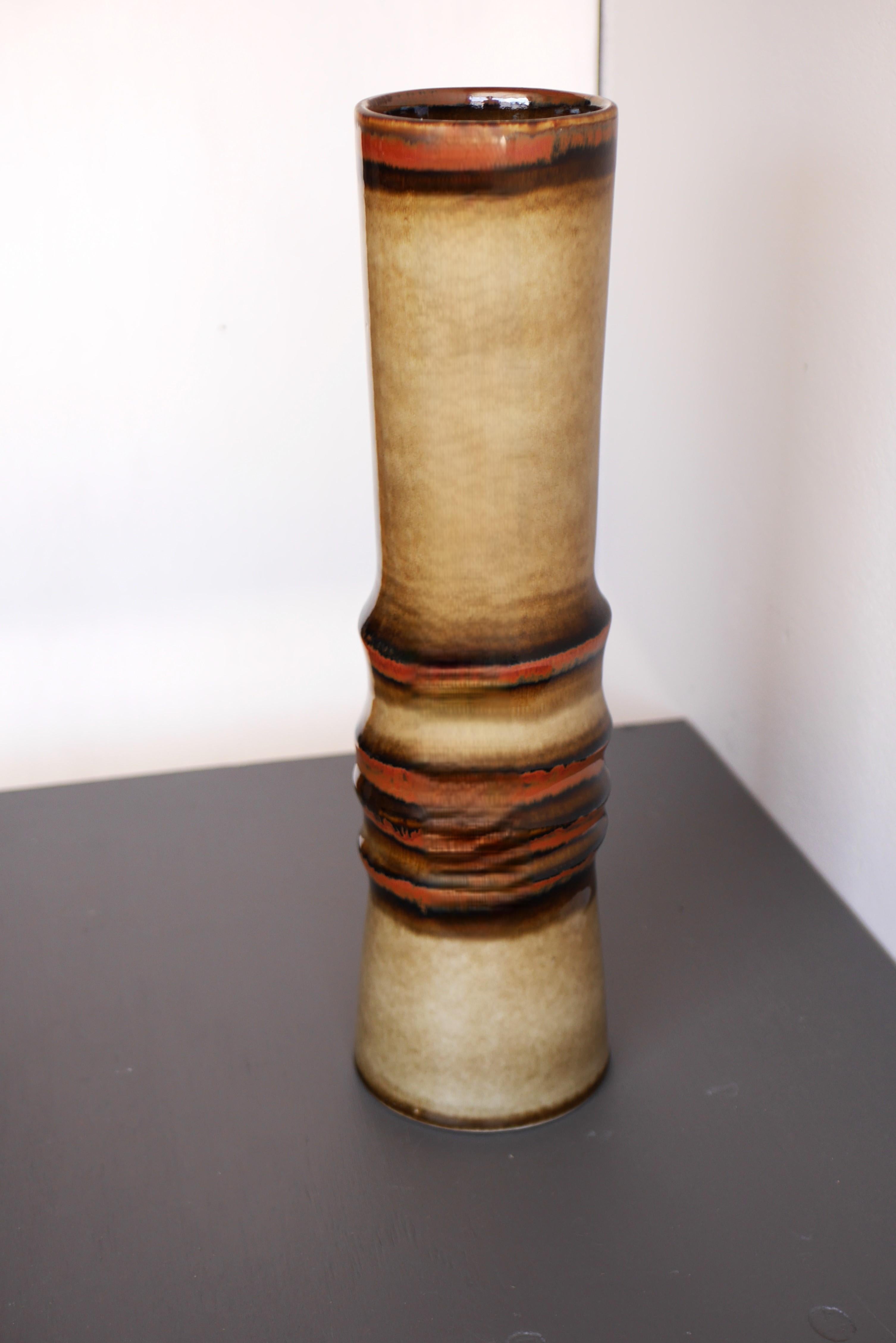 Un vaso molto grande in ceramica moderna di metà secolo, 
