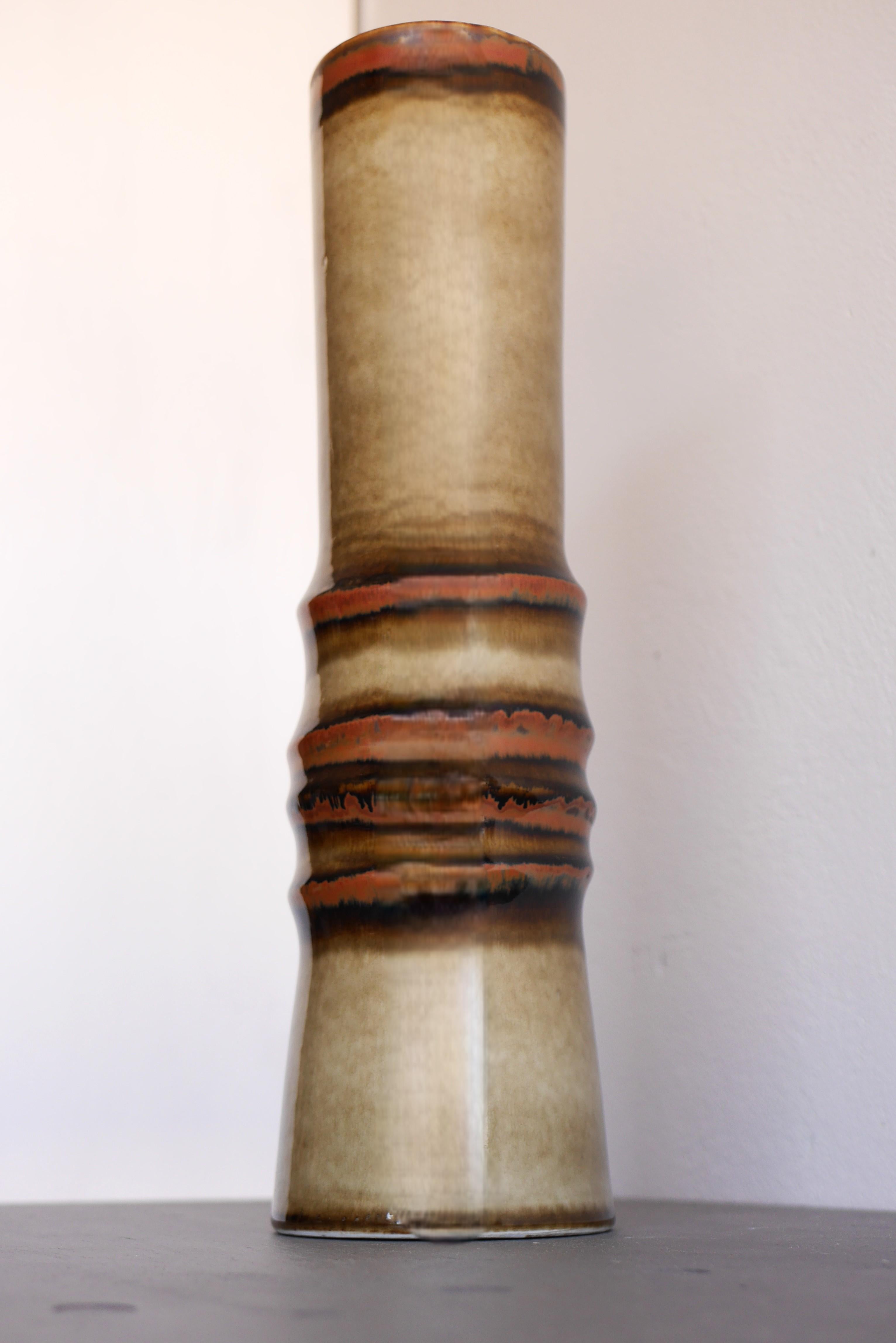 Un vaso molto grande in ceramica moderna di metà secolo, 