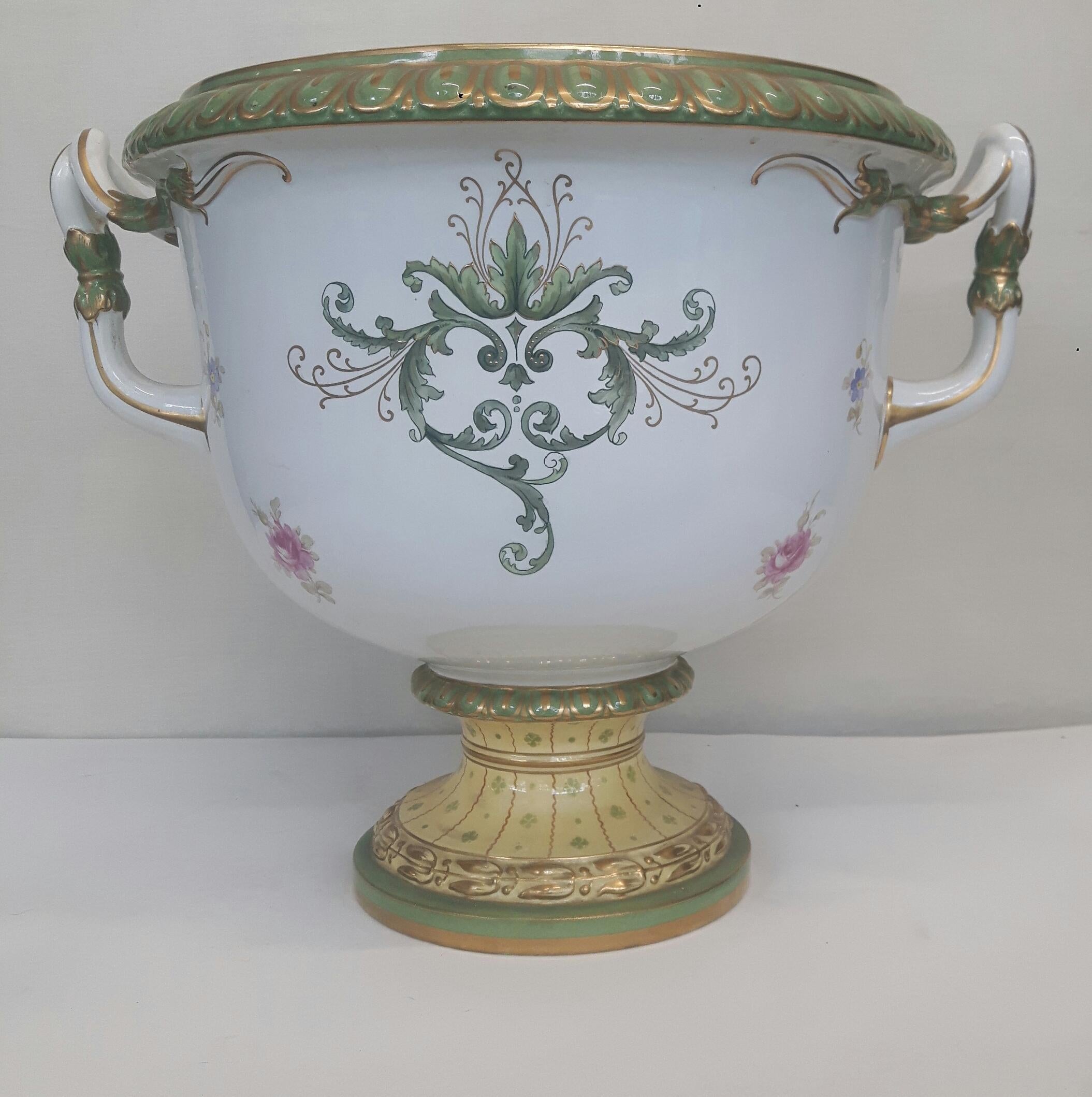 Very Large Two-Handled Royal Bonn Jardiner In Excellent Condition For Sale In London, GB
