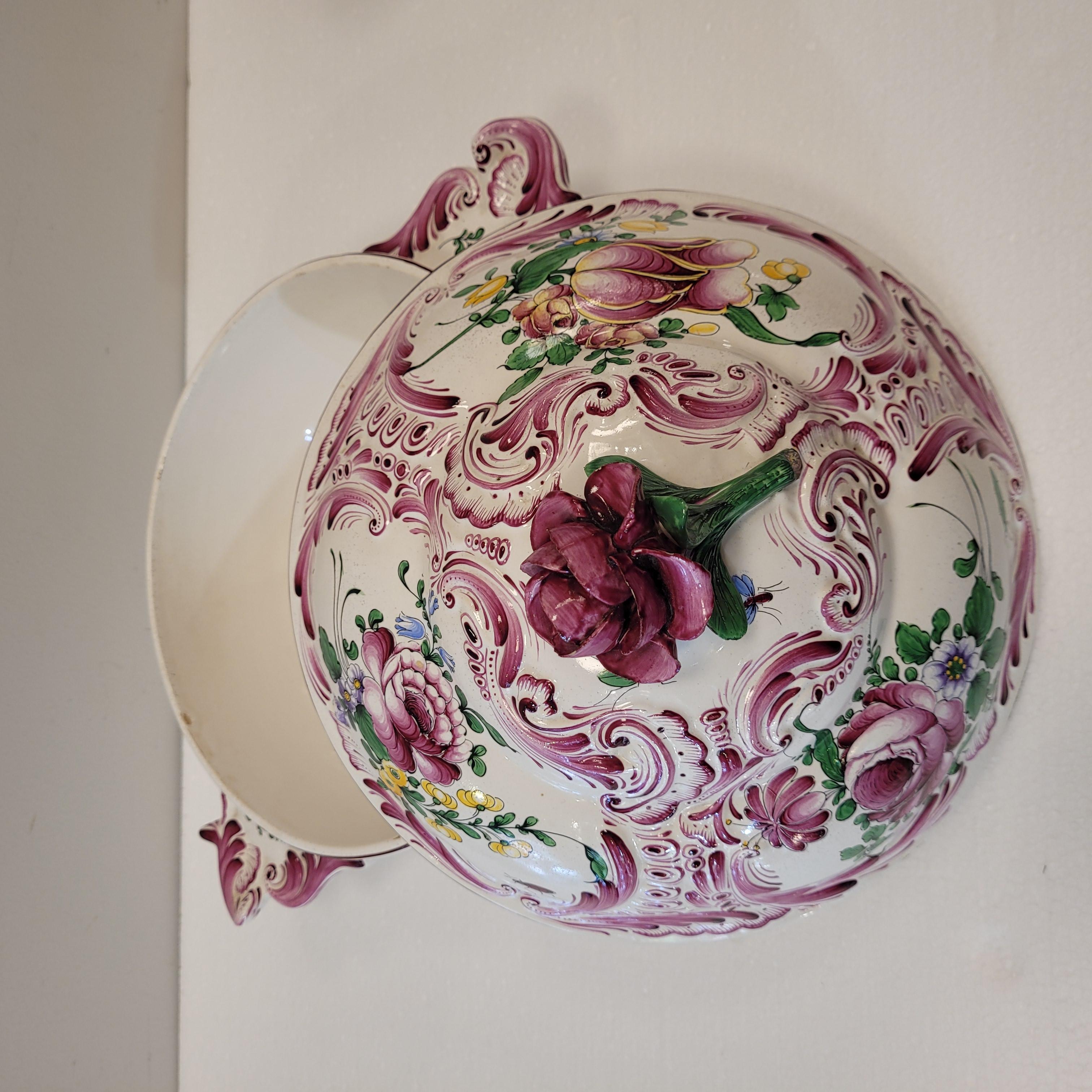 Loza francesa pintada a mano  Sopera Con Tapa Rosa Strasburg en venta 5