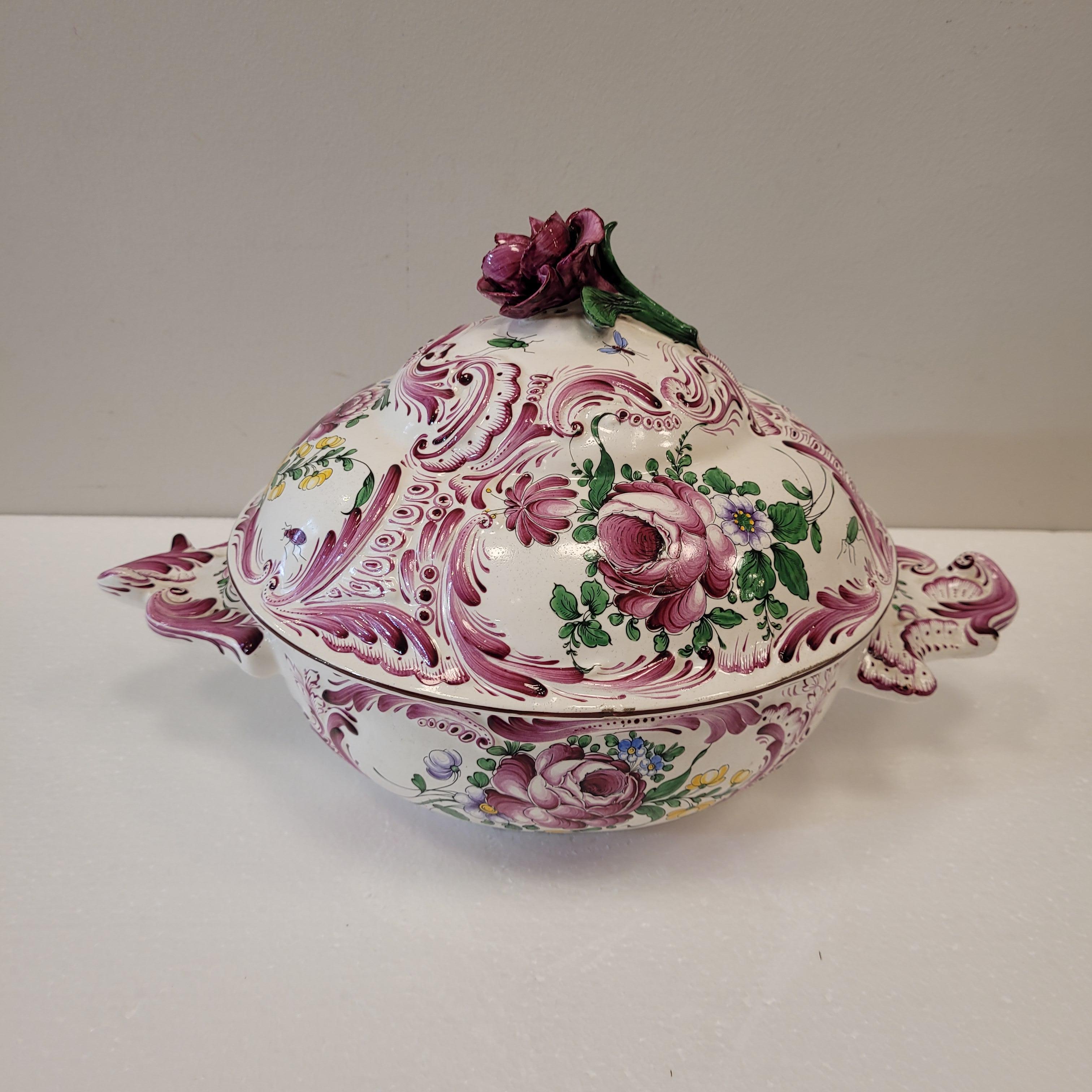 Loza francesa pintada a mano  Sopera Con Tapa Rosa Strasburg en venta 12