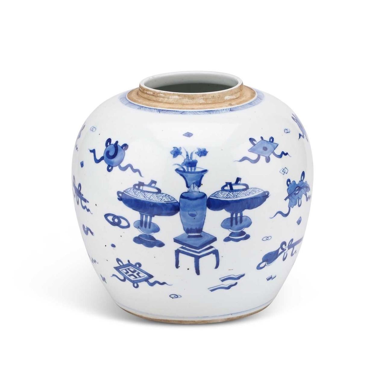 Hand-Painted A Very Nice Large Chinese Blue and White Ginger Jar/Vase. 19th C. For Sale