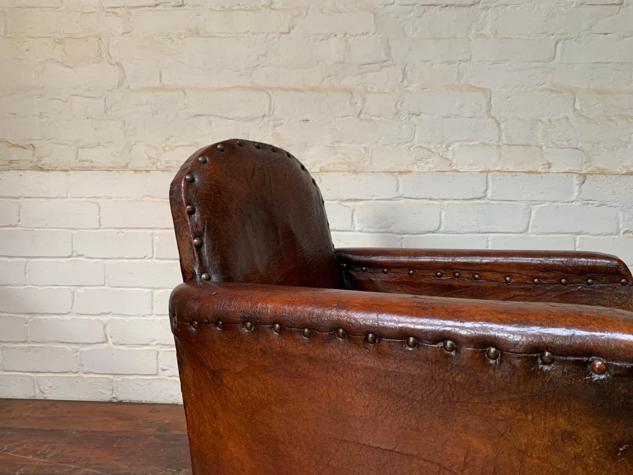 A Very Pretty French Leather Club Chair, Normandy Model circa 1910 2