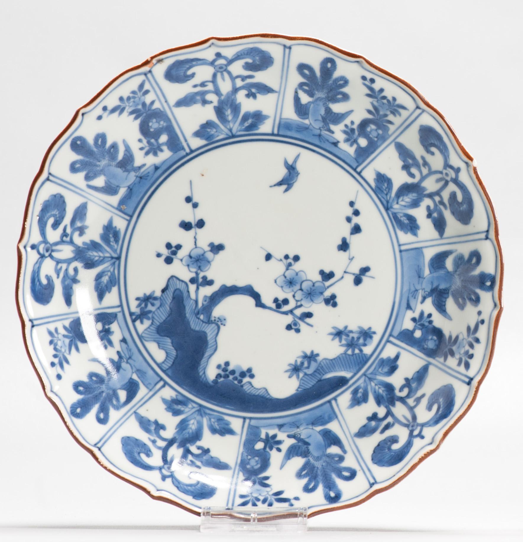 A very rare 17C Edo period Kakiemon Dish Porcelain Fuku Mark Dish Blue and White For Sale 4